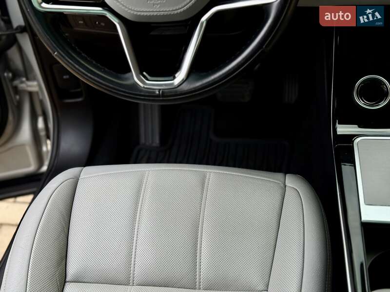 Внедорожник / Кроссовер Land Rover Range Rover Evoque 2021 в Одессе