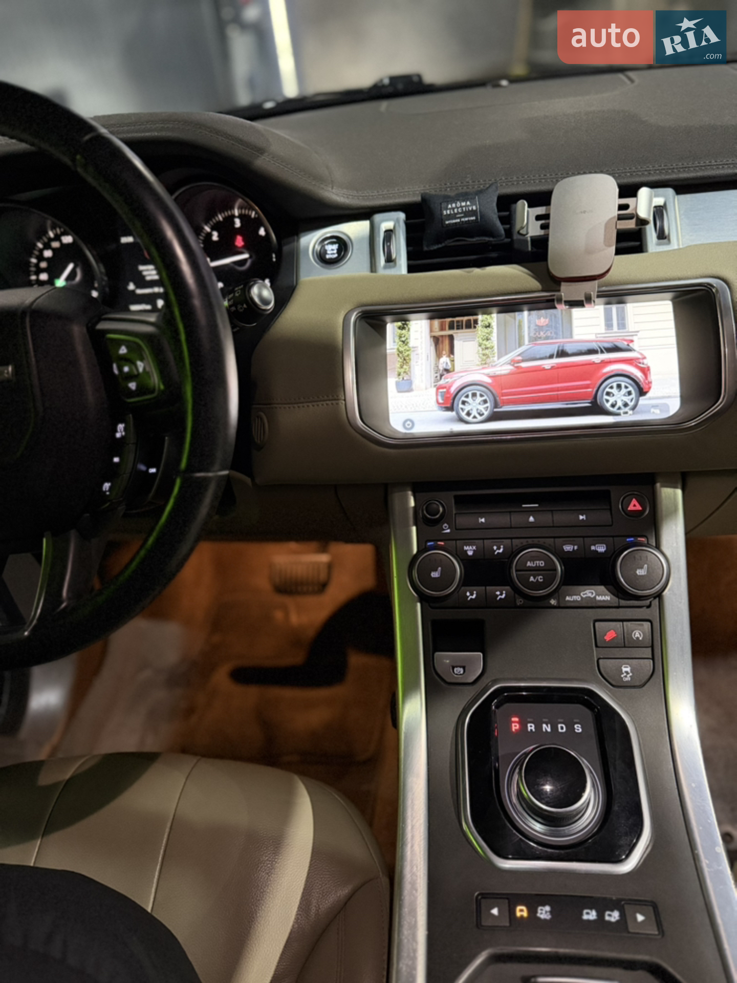 2016 Land Rover Range Rover Evoque - мініатюра 16