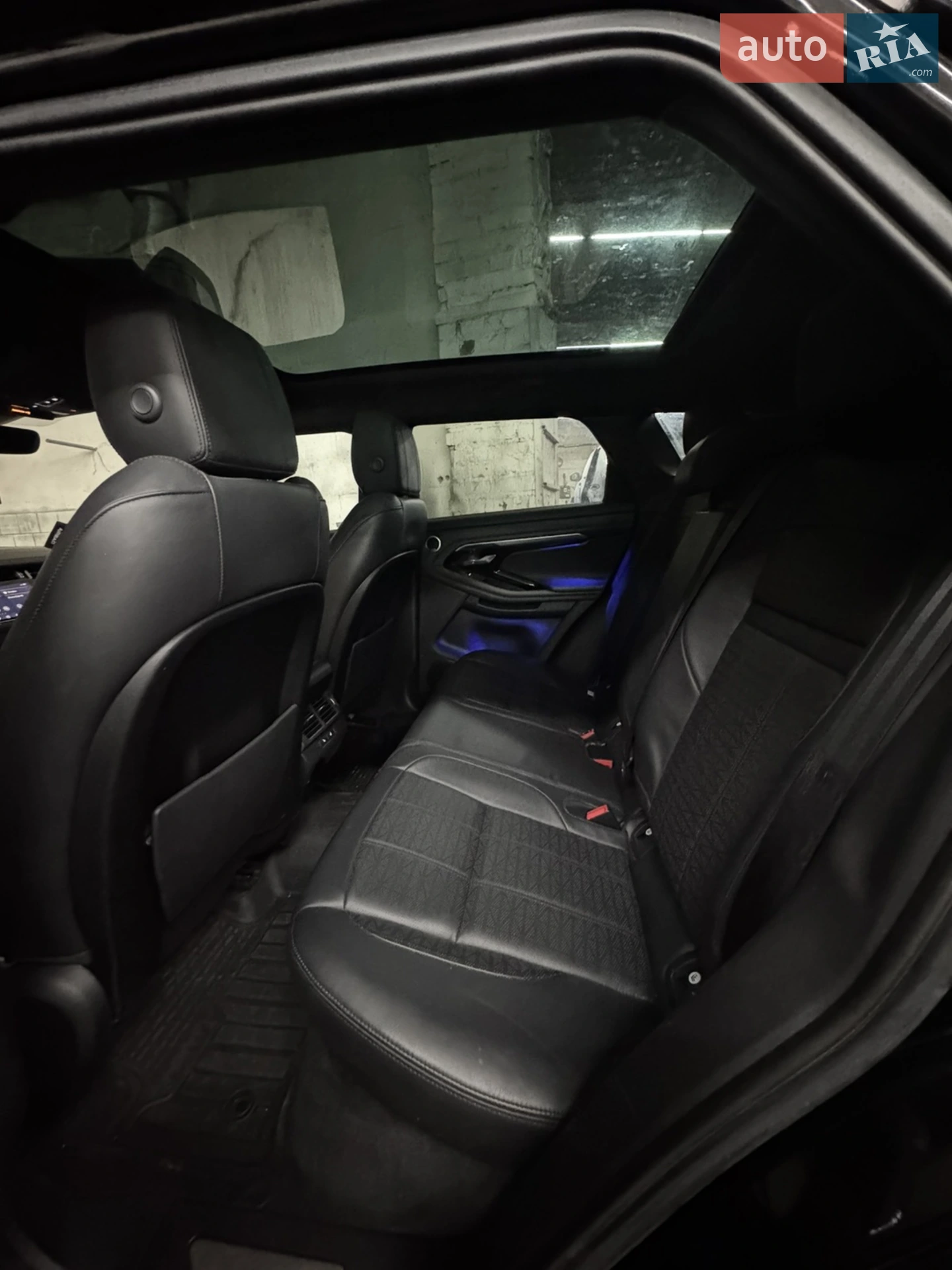 2019 Land Rover Range Rover Evoque - мініатюра 39