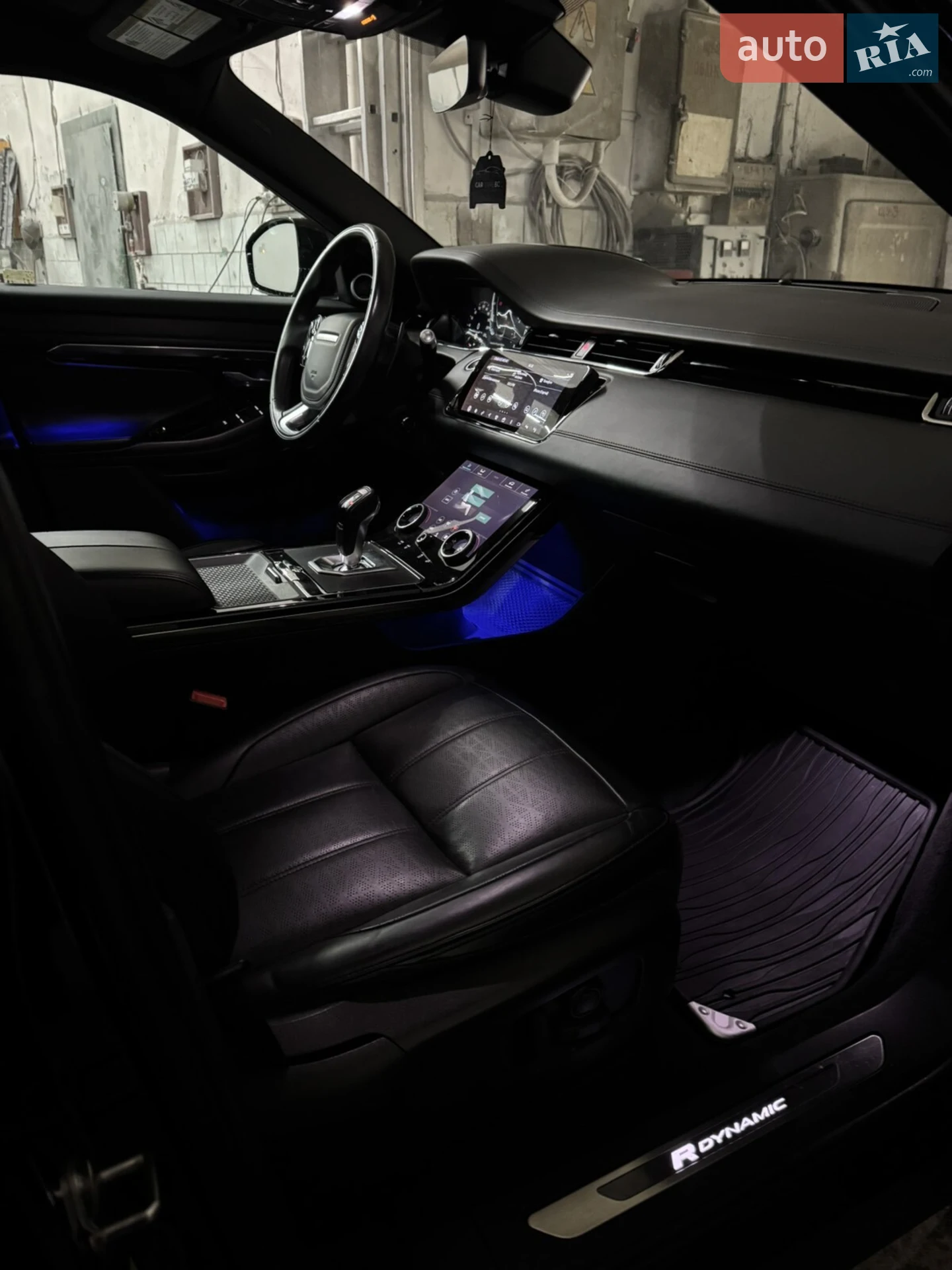 2019 Land Rover Range Rover Evoque - мініатюра 38