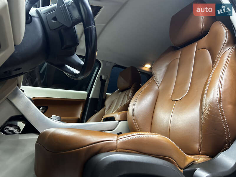 Внедорожник / Кроссовер Land Rover Range Rover Evoque 2012 в Черновцах