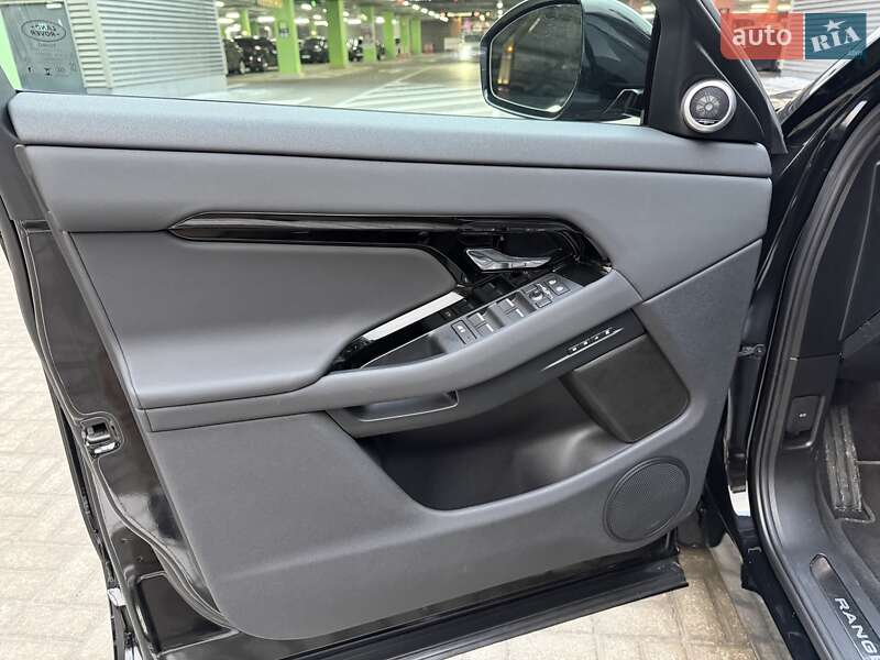 Внедорожник / Кроссовер Land Rover Range Rover Evoque 2024 в Киеве