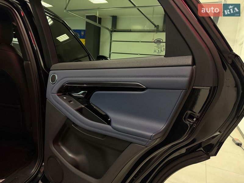Внедорожник / Кроссовер Land Rover Range Rover Evoque 2021 в Тернополе