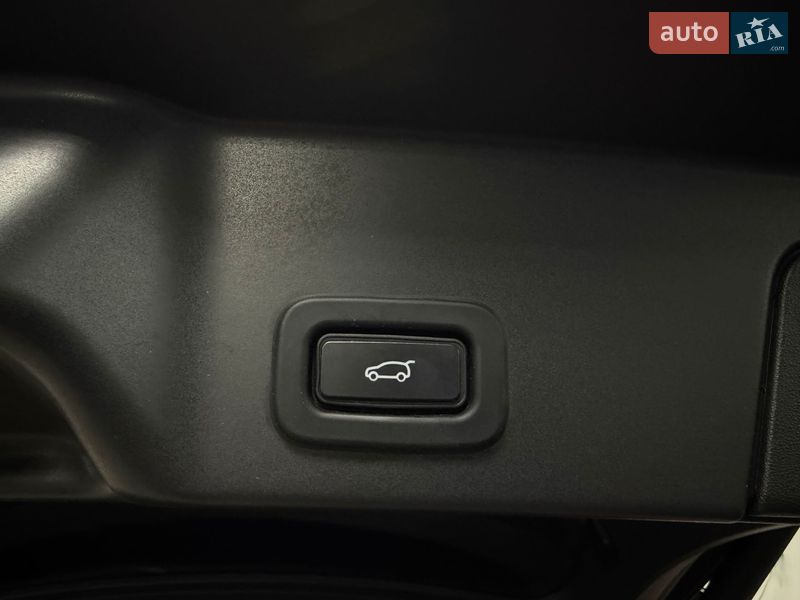 Внедорожник / Кроссовер Land Rover Range Rover Evoque 2021 в Тернополе