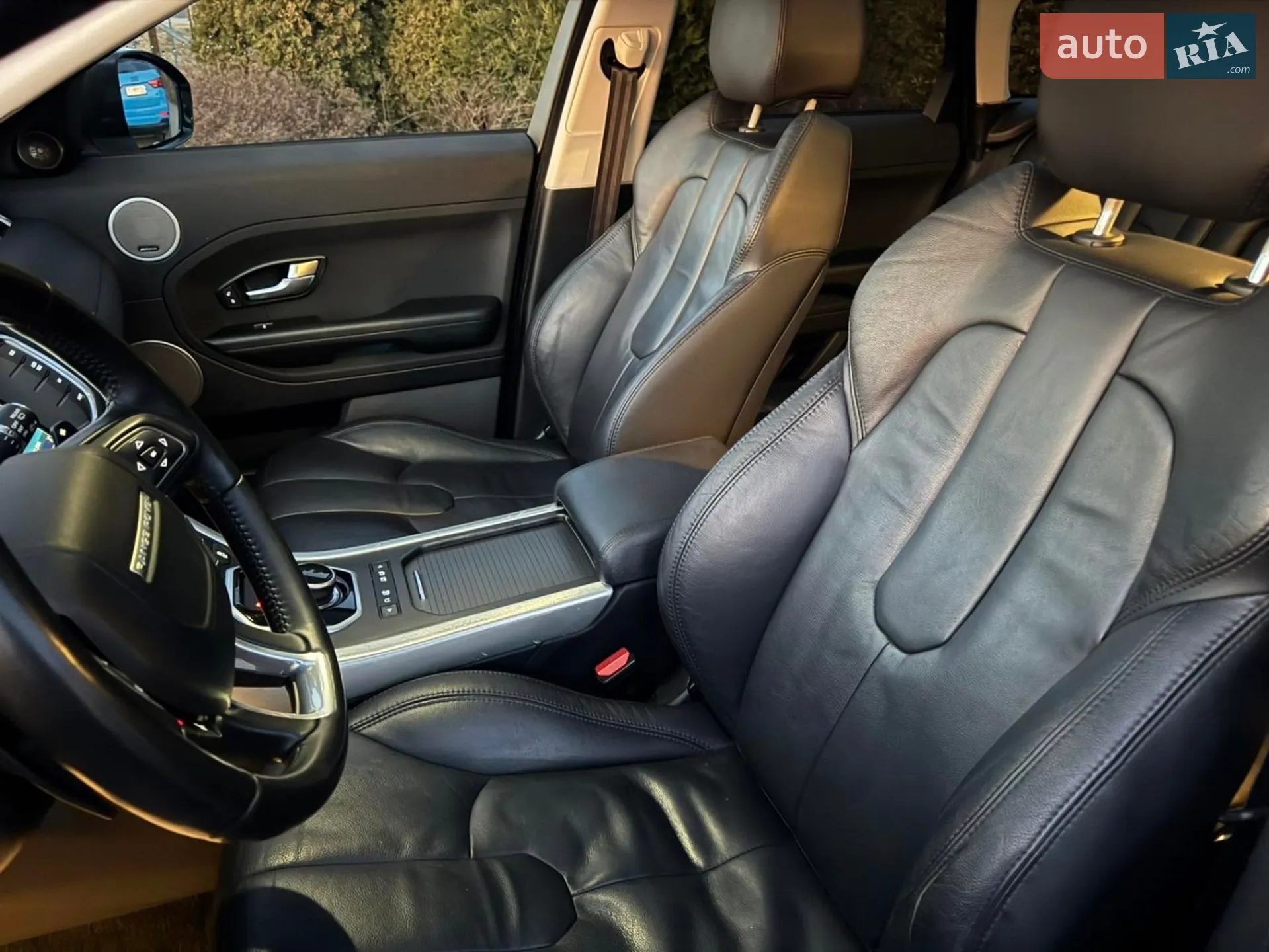 2014 Land Rover Range Rover Evoque - мініатюра 25