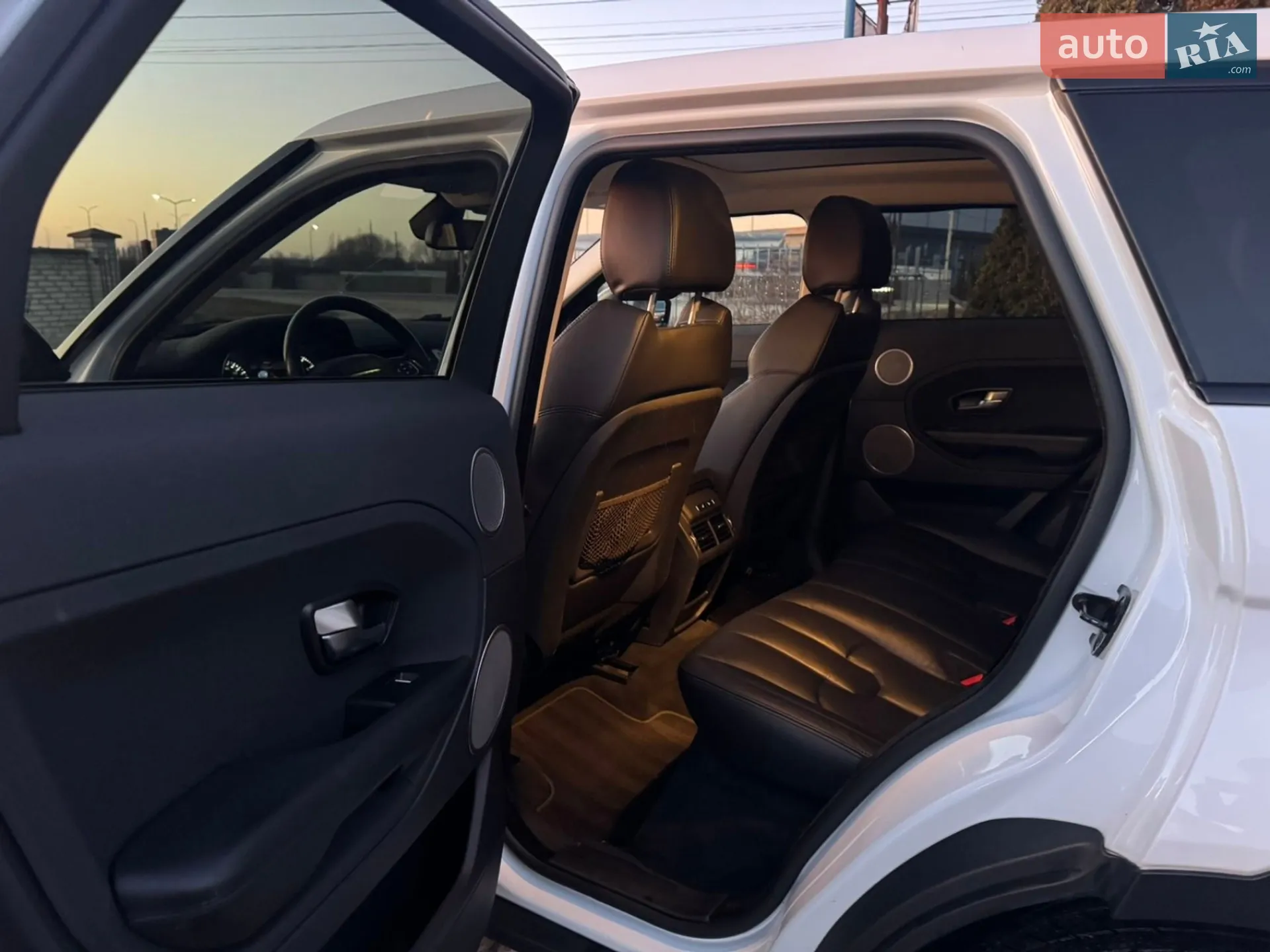 2014 Land Rover Range Rover Evoque - мініатюра 27