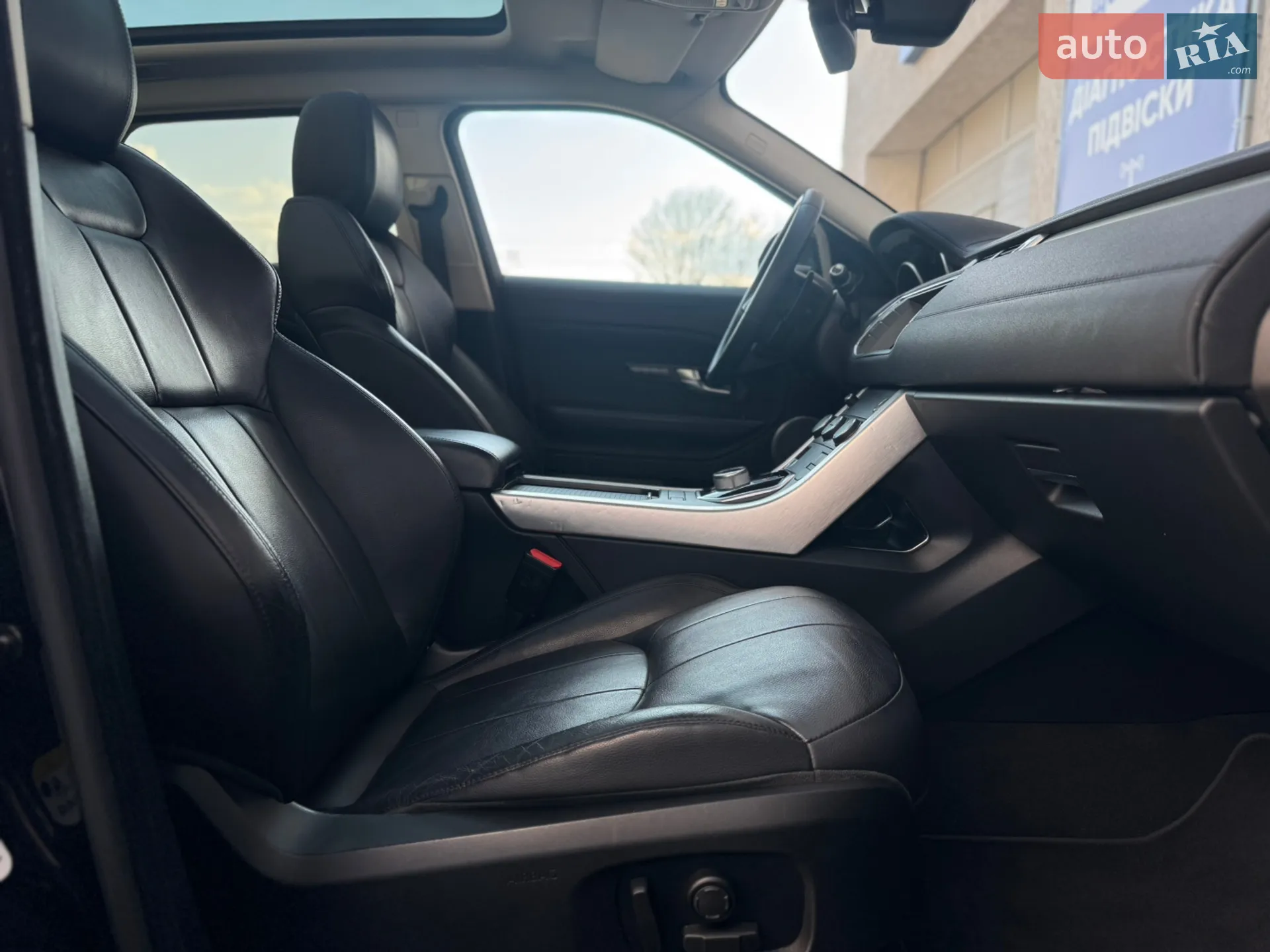 2016 Land Rover Range Rover Evoque - мініатюра 33