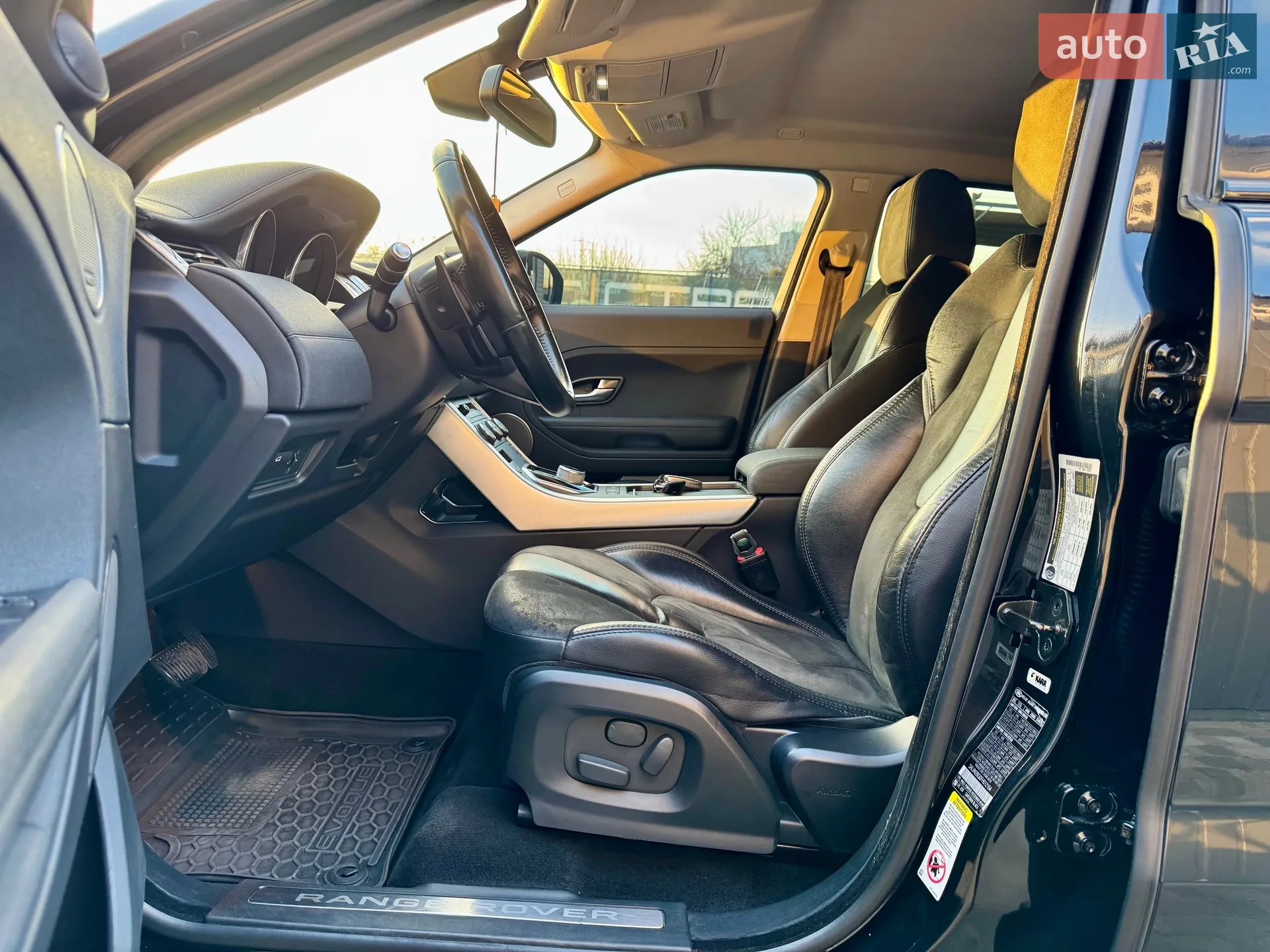 2015 Land Rover Range Rover Evoque - мініатюра 15