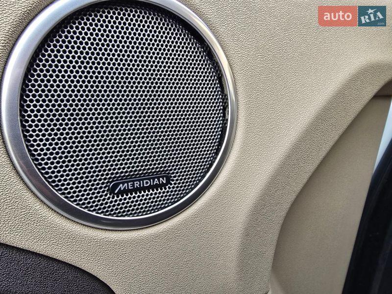 Внедорожник / Кроссовер Land Rover Range Rover Evoque 2015 в Ивано-Франковске