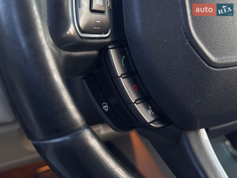 Внедорожник / Кроссовер Land Rover Range Rover Evoque 2014 в Вараше