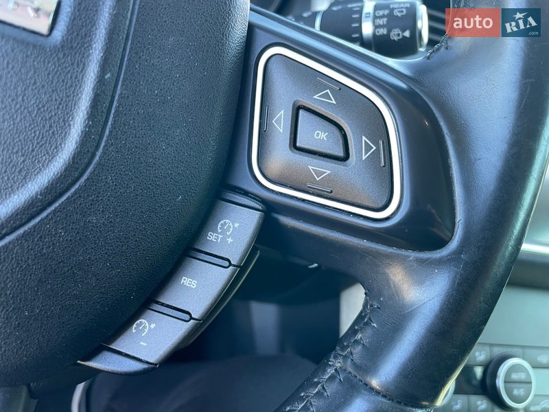 Позашляховик / Кросовер Land Rover Range Rover Evoque 2017 в Києві