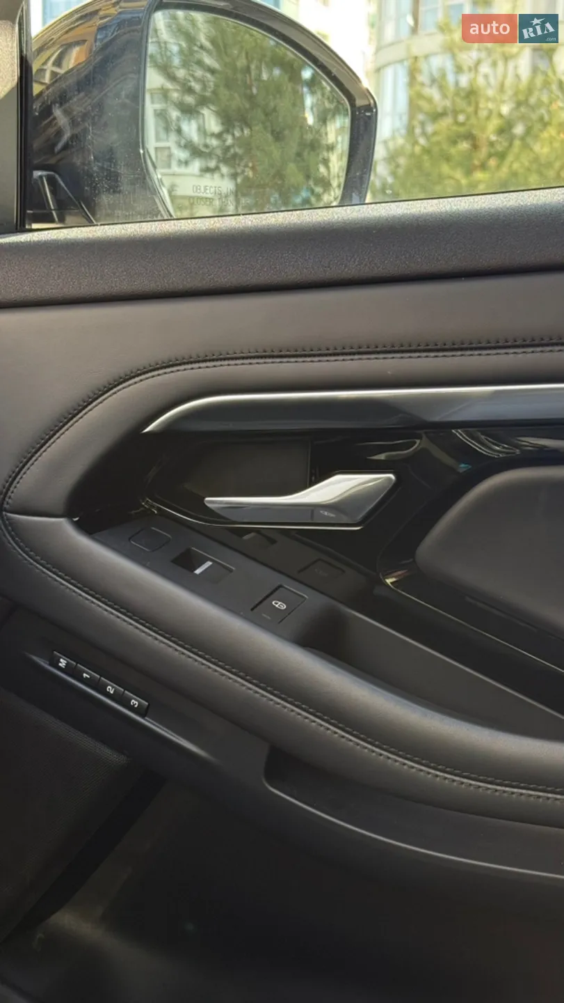 2019 Land Rover Range Rover Evoque - мініатюра 49