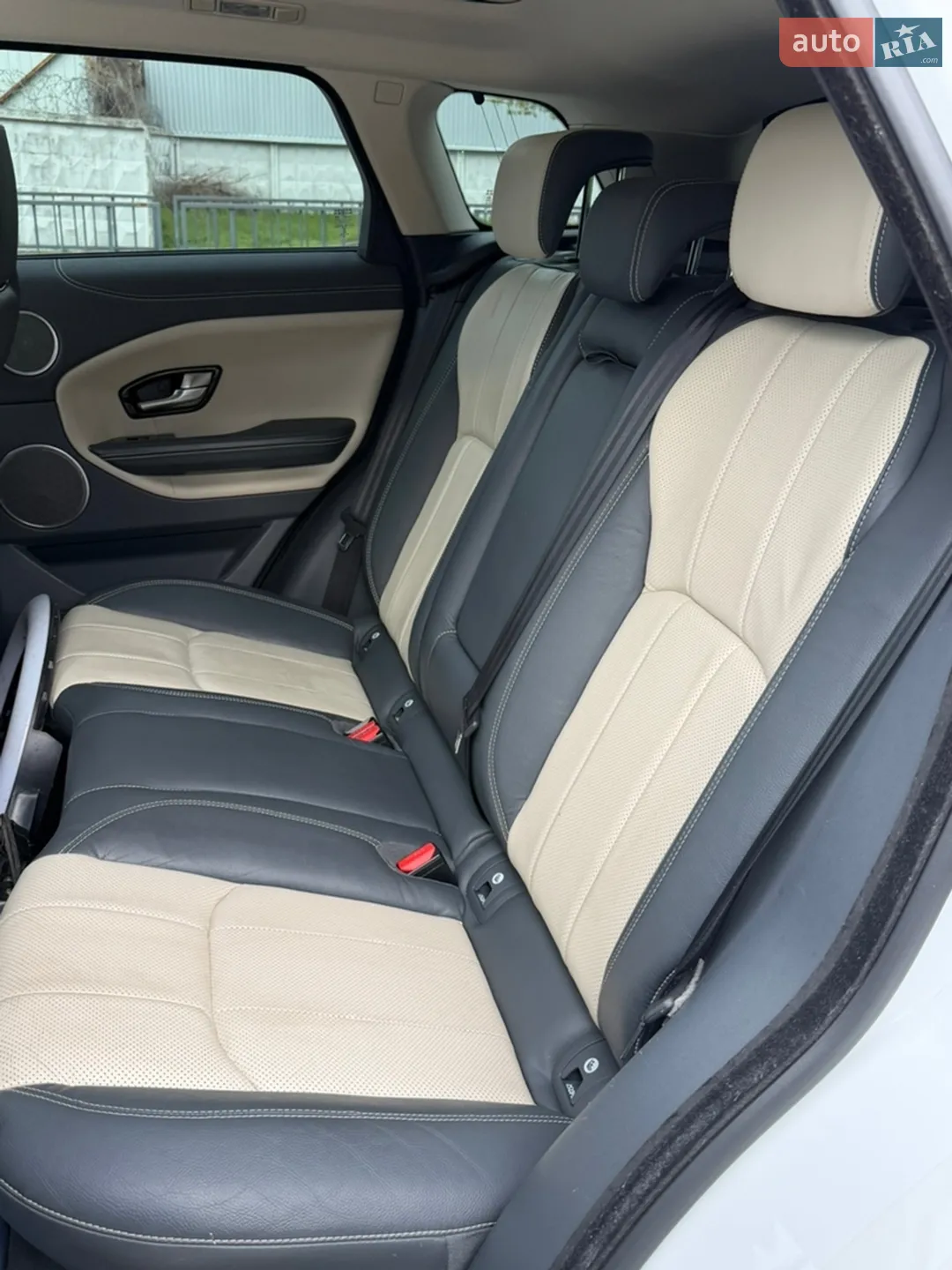 2016 Land Rover Range Rover Evoque - мініатюра 10