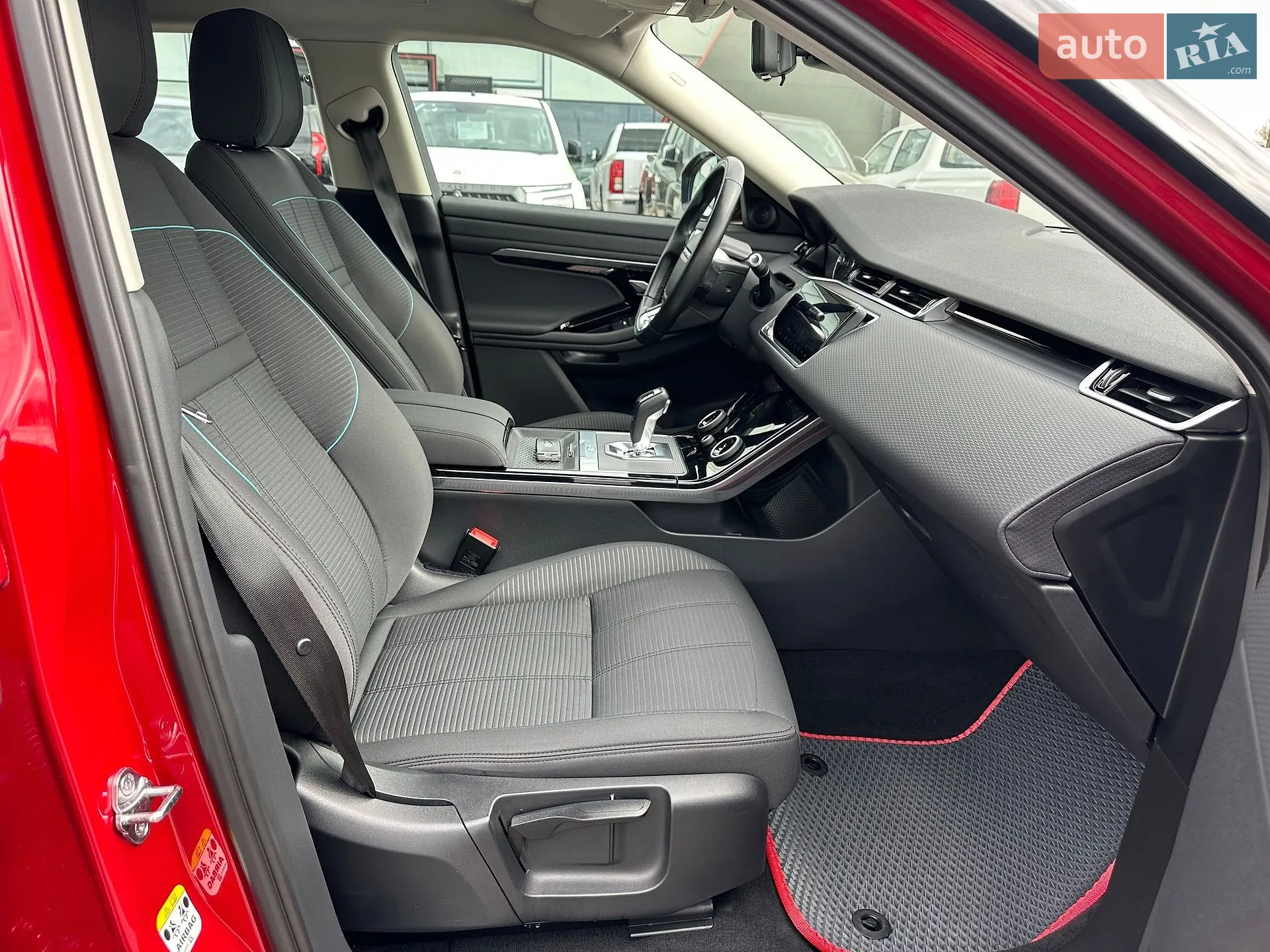 2019 Land Rover Range Rover Evoque - мініатюра 26