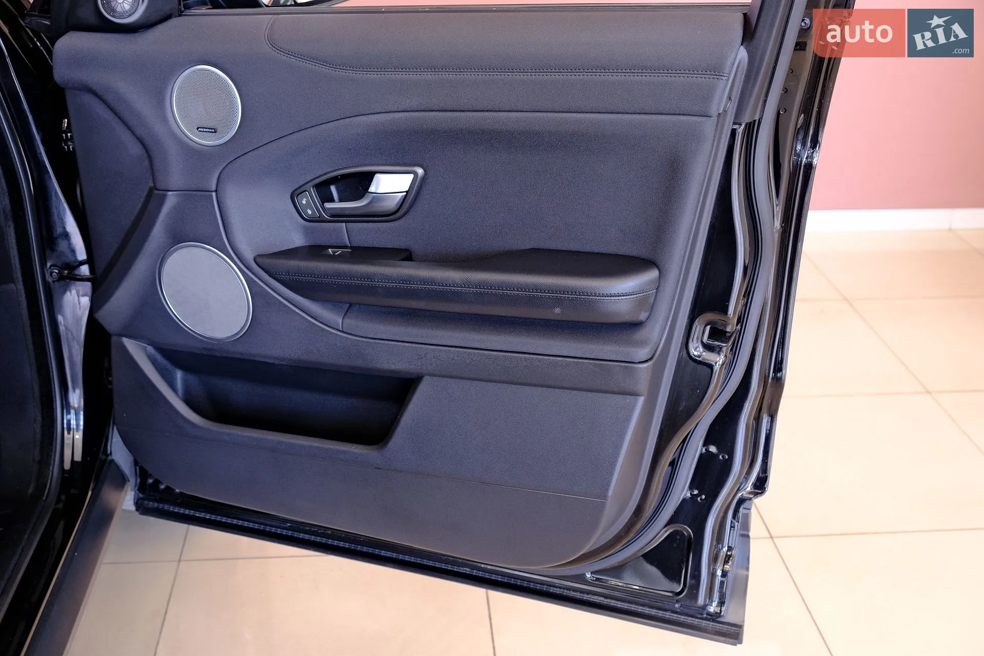 2016 Land Rover Range Rover Evoque - мініатюра 38