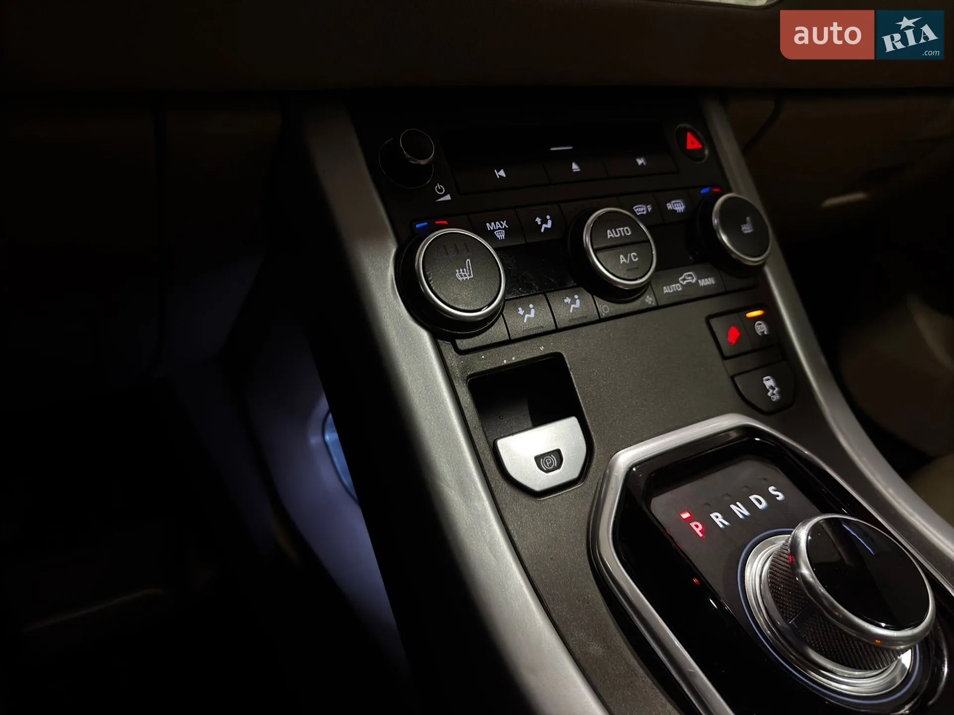 2014 Land Rover Range Rover Evoque - мініатюра 39
