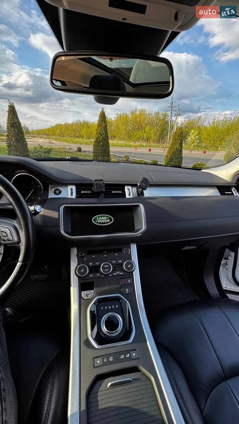 2017 Land Rover Range Rover Evoque - мініатюра 15