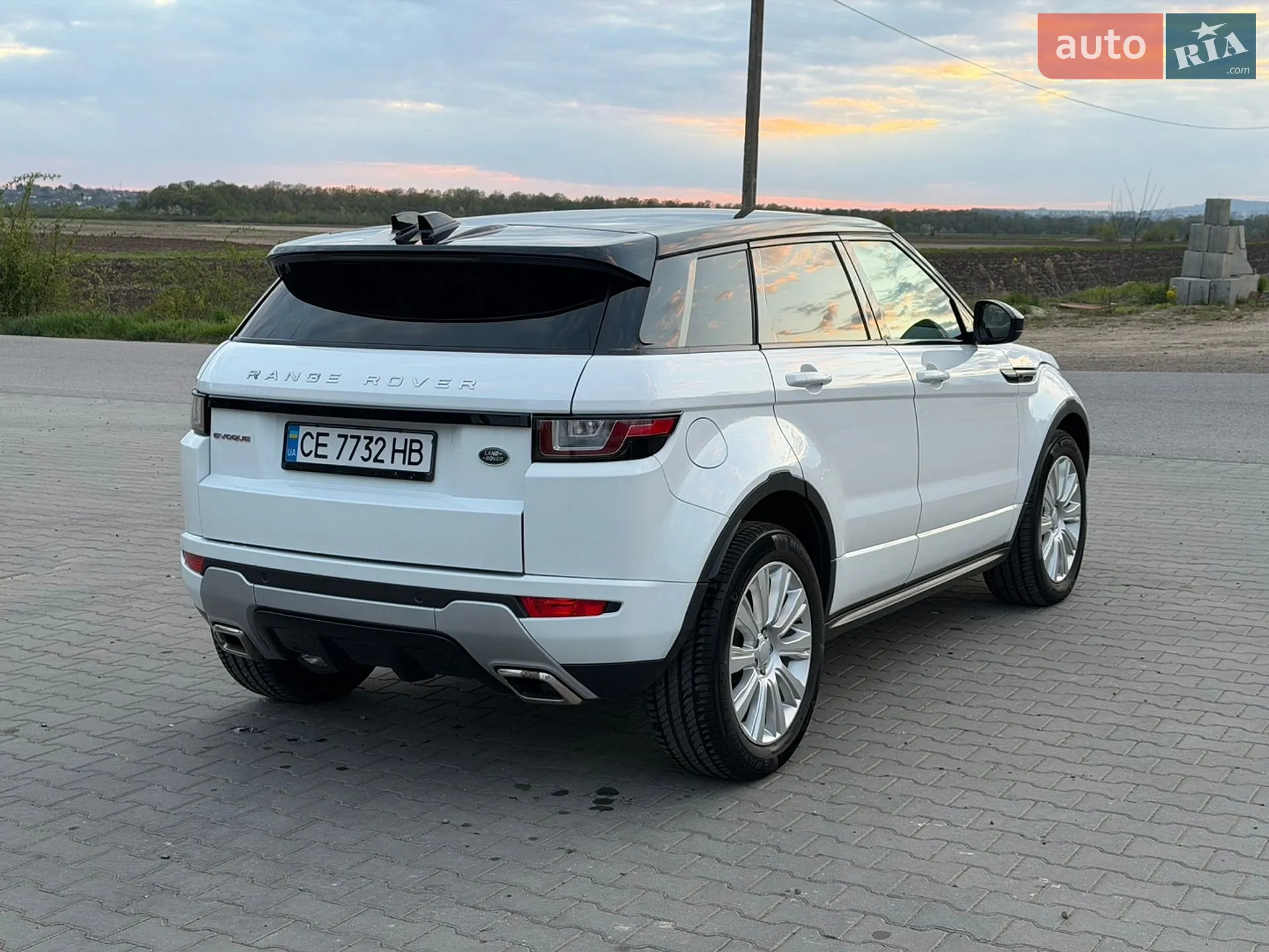 2017 Land Rover Range Rover Evoque - мініатюра 11