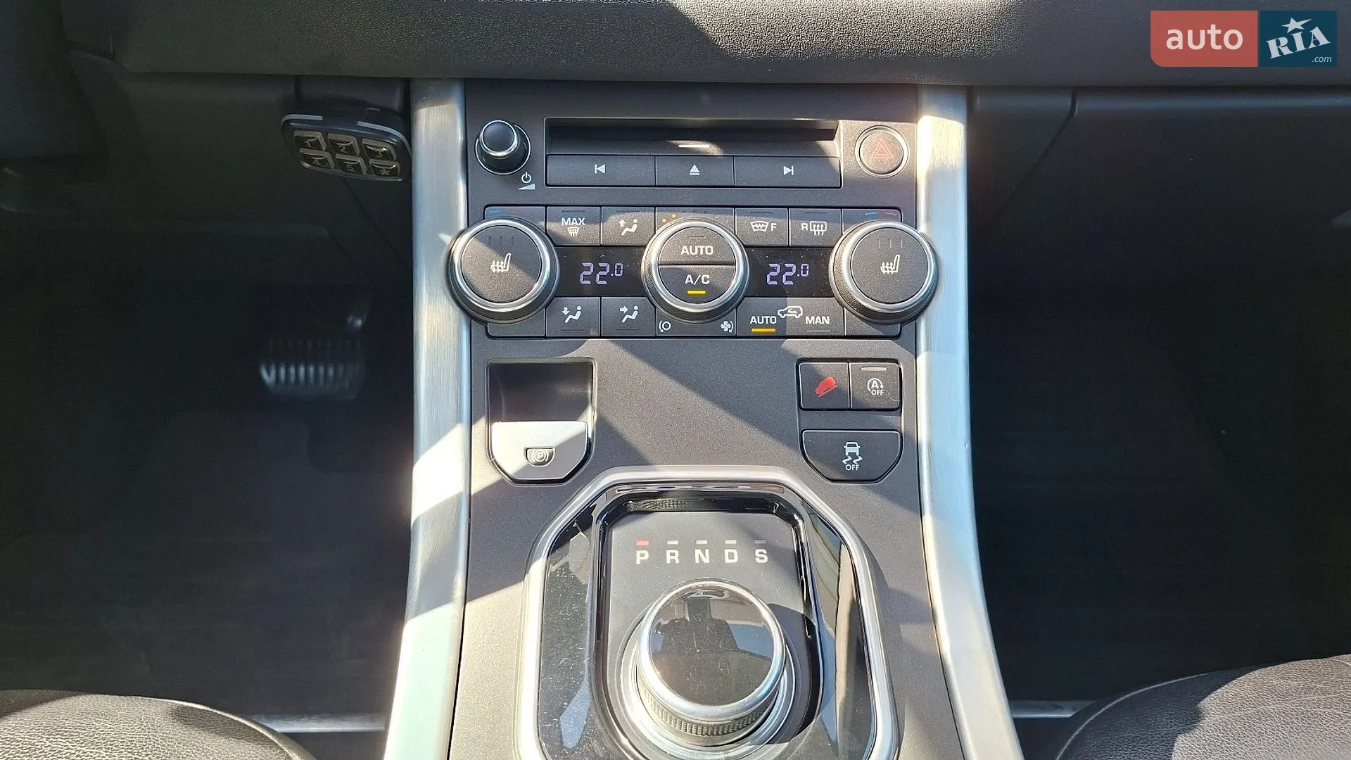 2018 Land Rover Range Rover Evoque - мініатюра 23