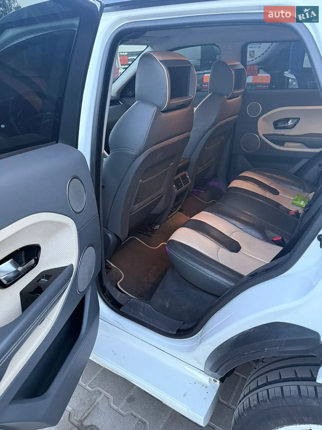 2013 Land Rover Range Rover Evoque - мініатюра 26