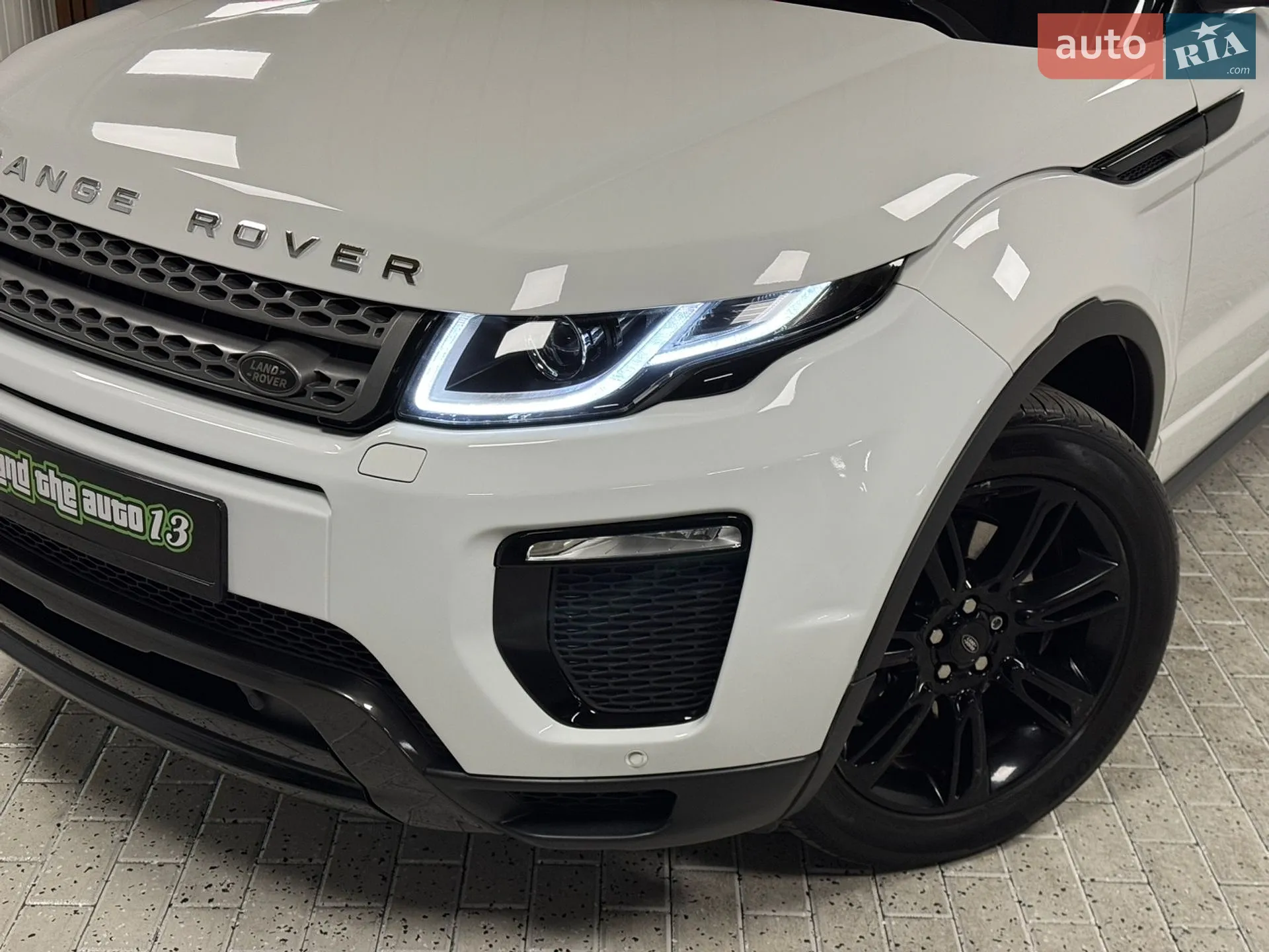 2017 Land Rover Range Rover Evoque - мініатюра 10
