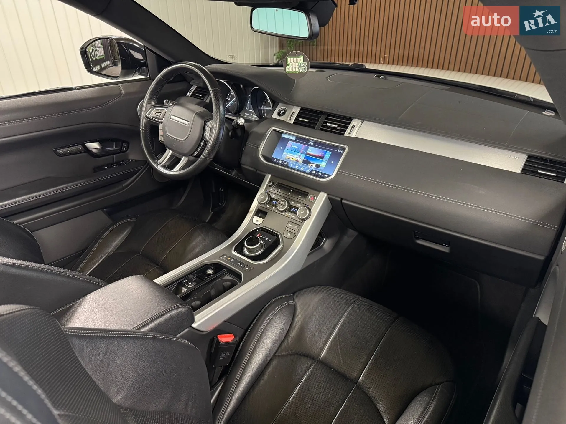 2017 Land Rover Range Rover Evoque - мініатюра 22