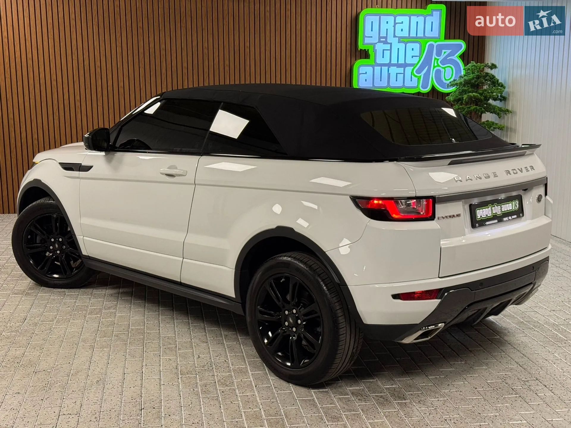 2017 Land Rover Range Rover Evoque - мініатюра 56