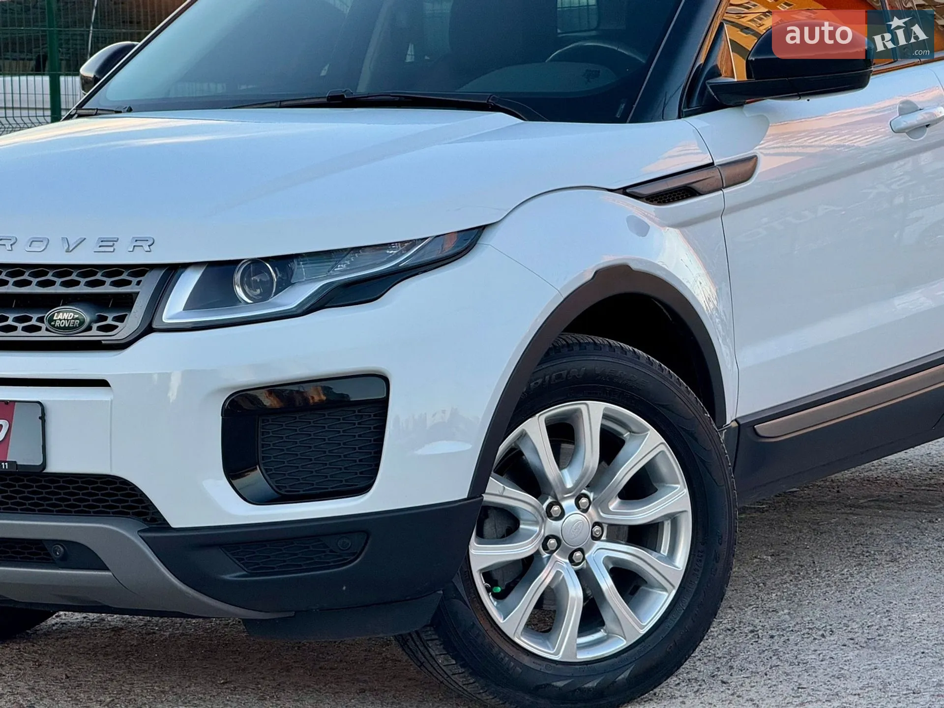 2018 Land Rover Range Rover Evoque - мініатюра 58