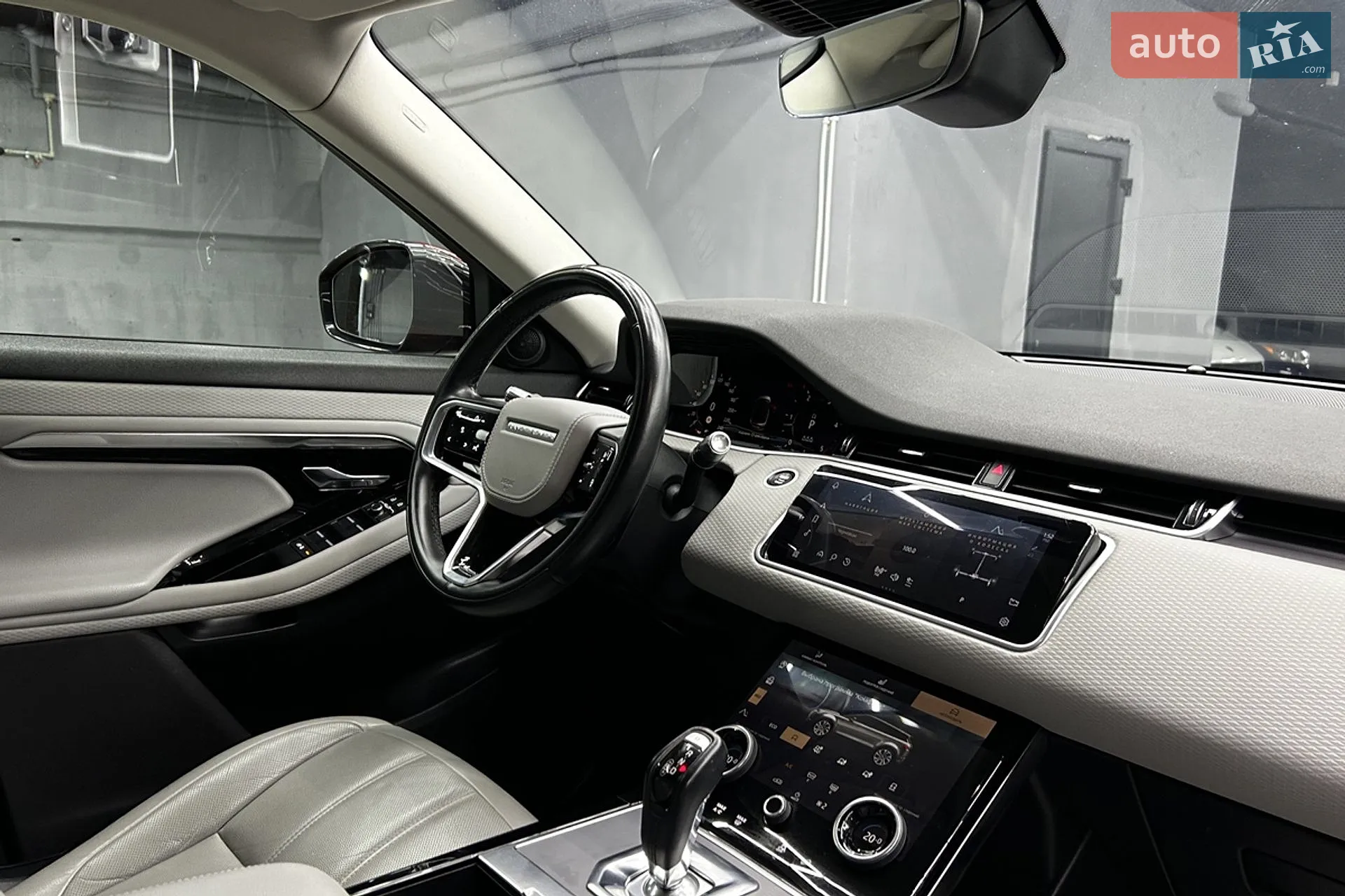 2021 Land Rover Range Rover Evoque - мініатюра 24