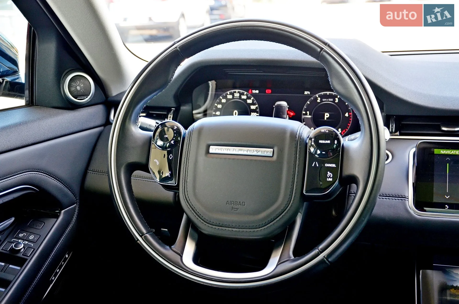 2019 Land Rover Range Rover Evoque - мініатюра 37