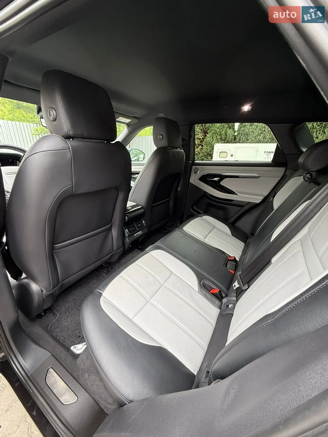 2020 Land Rover Range Rover Evoque - мініатюра 28