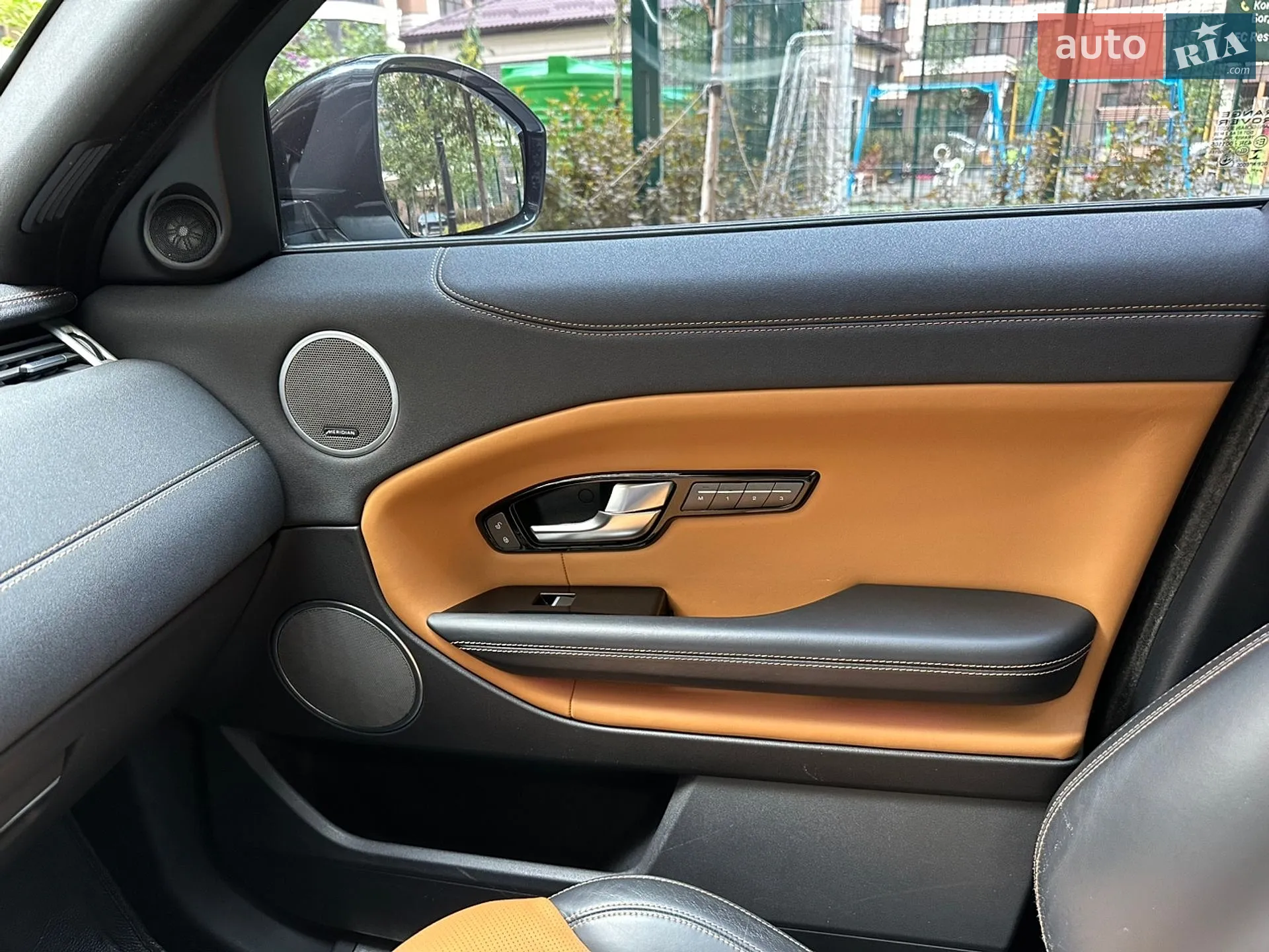 2016 Land Rover Range Rover Evoque - мініатюра 23