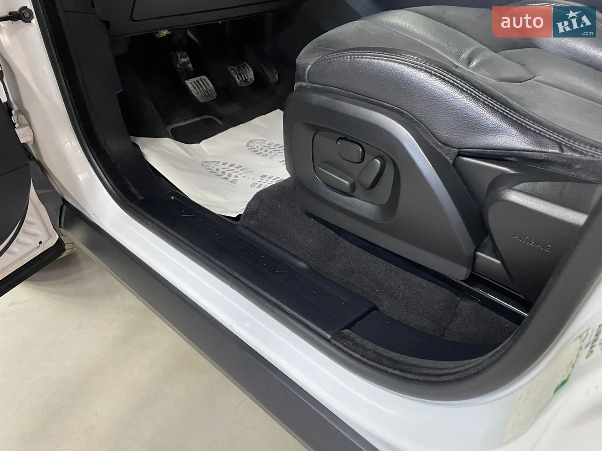 2014 Land Rover Range Rover Evoque - мініатюра 30