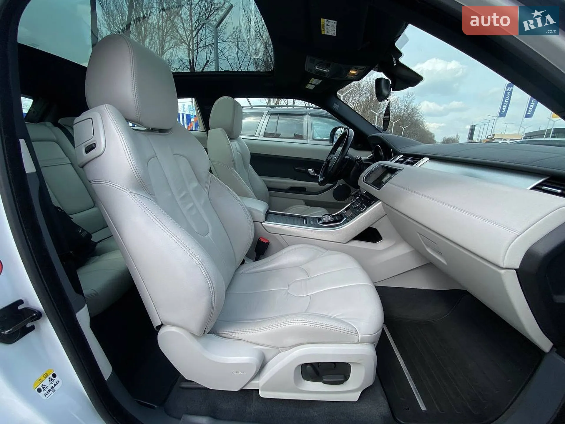 2011 Land Rover Range Rover Evoque - мініатюра 13