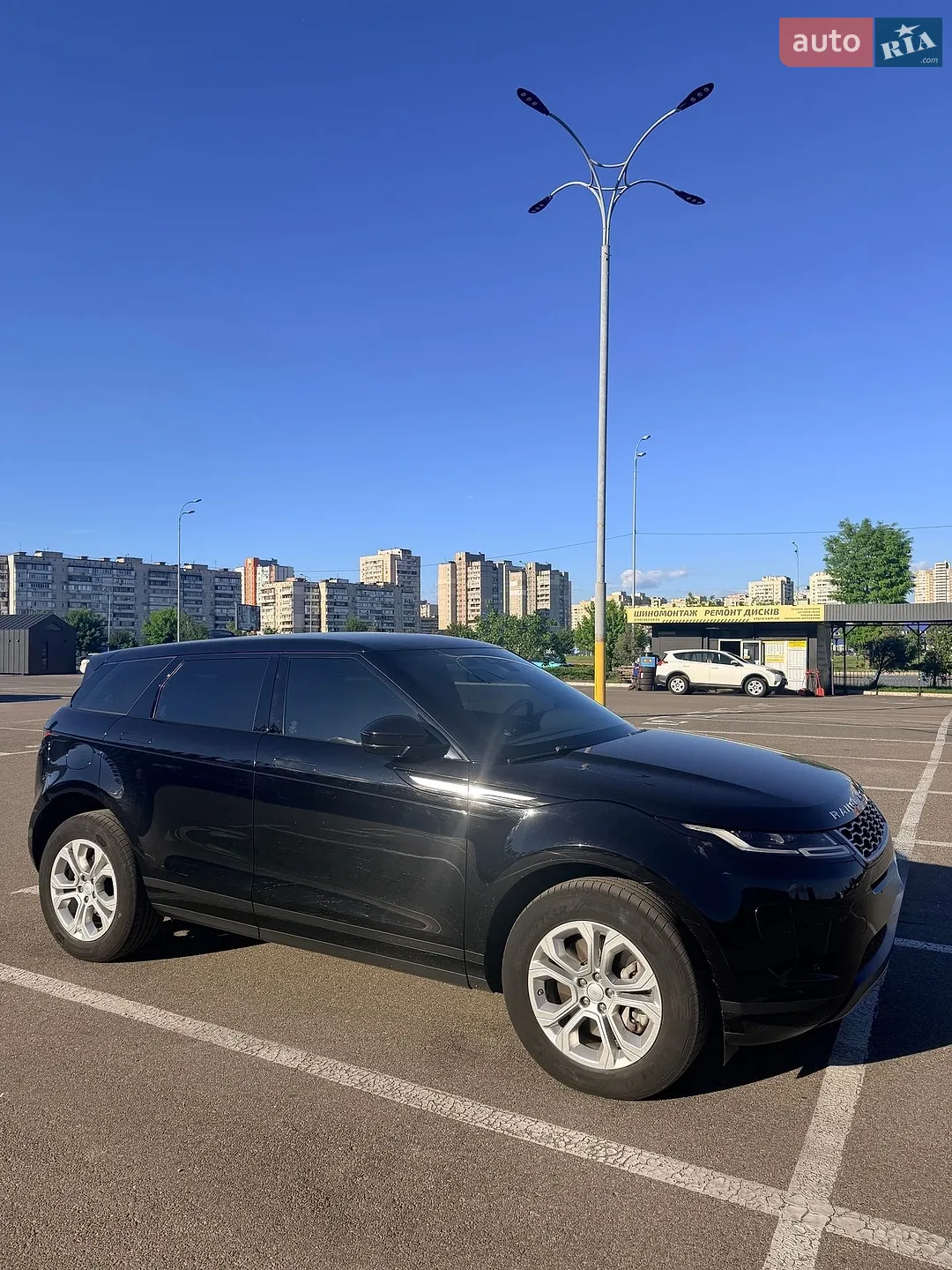 2019 Land Rover Range Rover Evoque - мініатюра 2