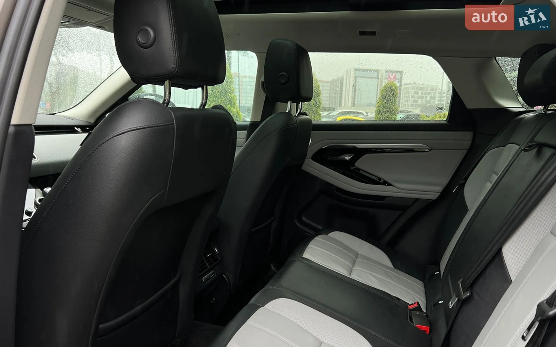 2022 Land Rover Range Rover Evoque - мініатюра 23
