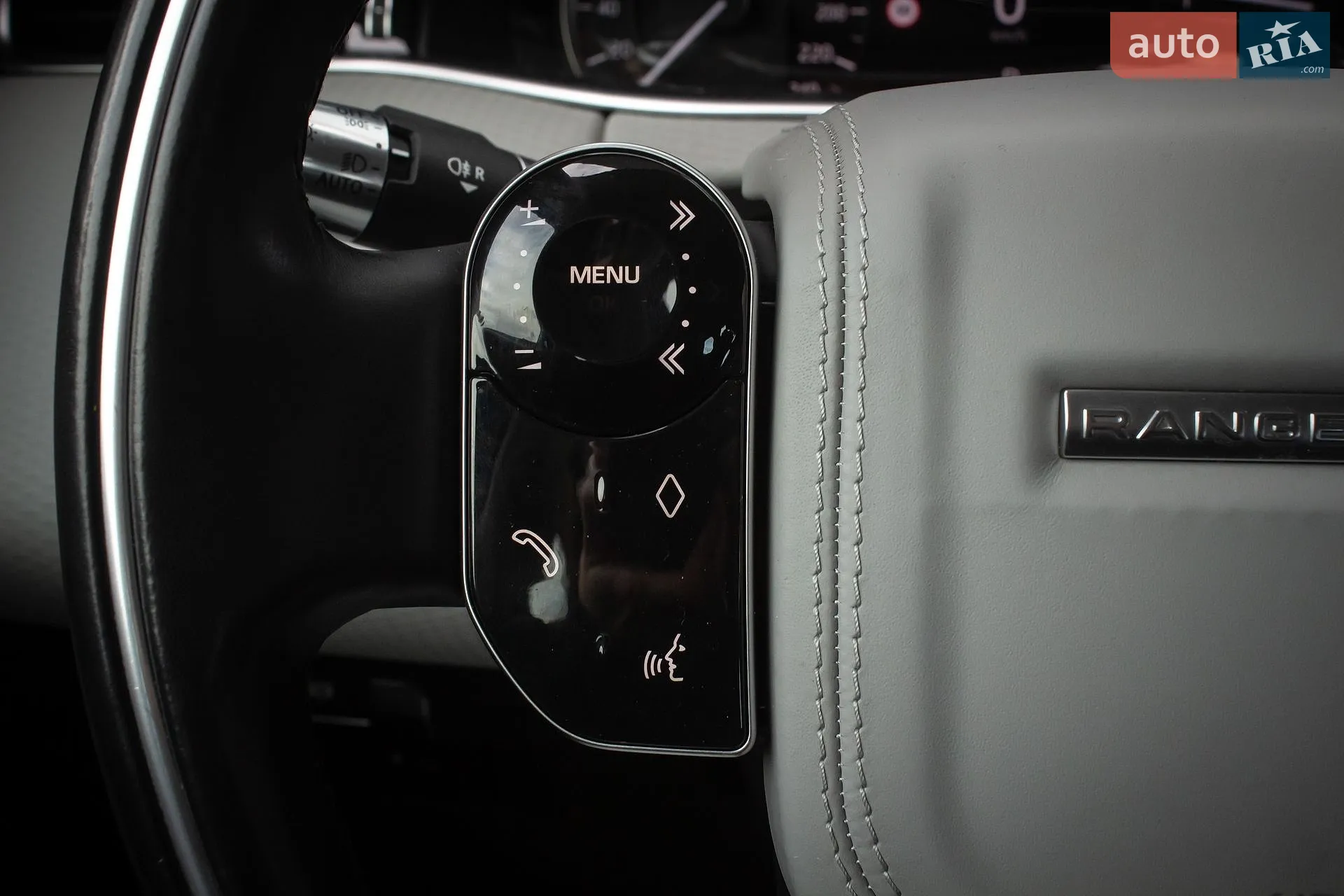 2020 Land Rover Range Rover Evoque - мініатюра 31