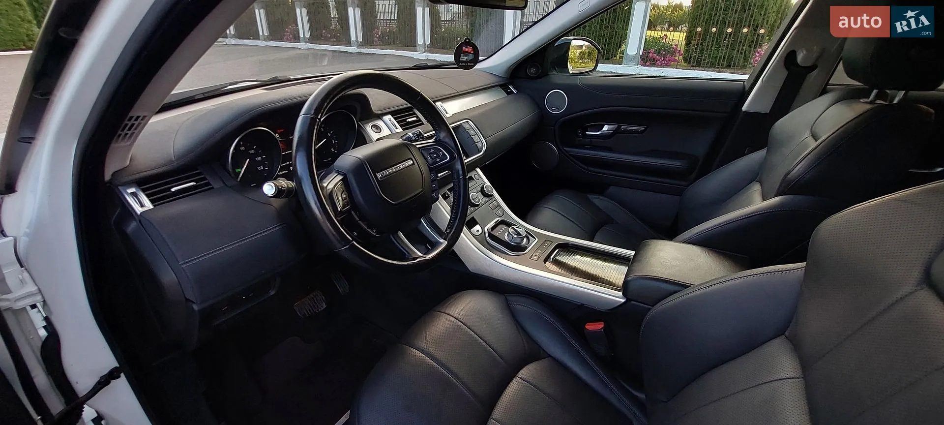 2016 Land Rover Range Rover Evoque - мініатюра 31