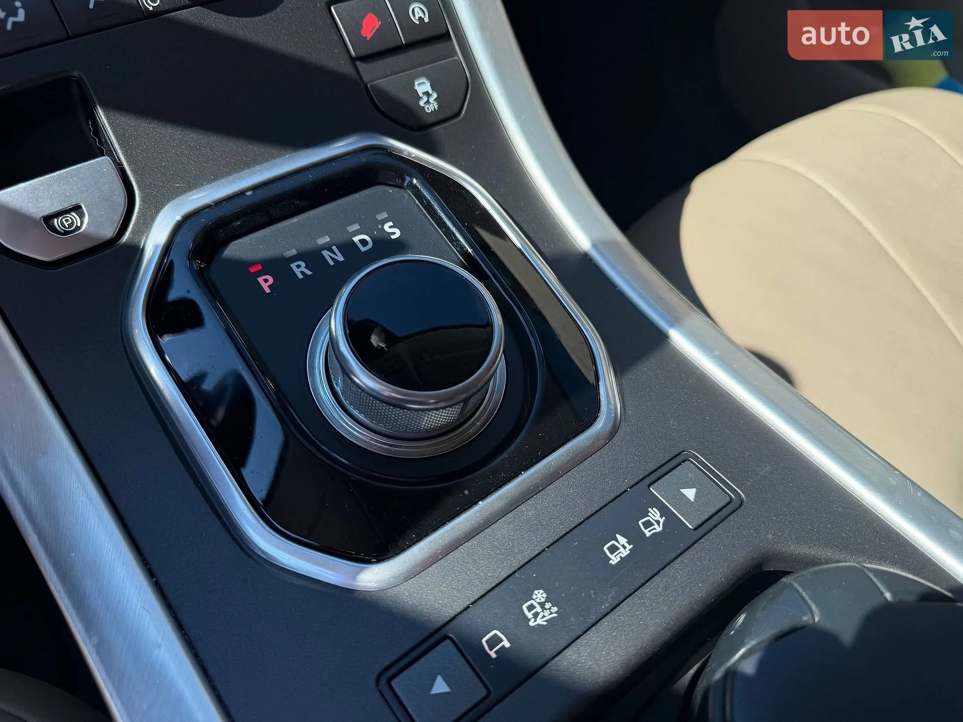 2016 Land Rover Range Rover Evoque - мініатюра 18