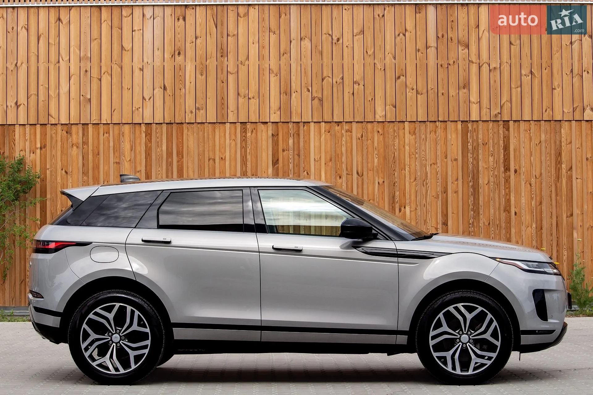 2020 Land Rover Range Rover Evoque - мініатюра 14
