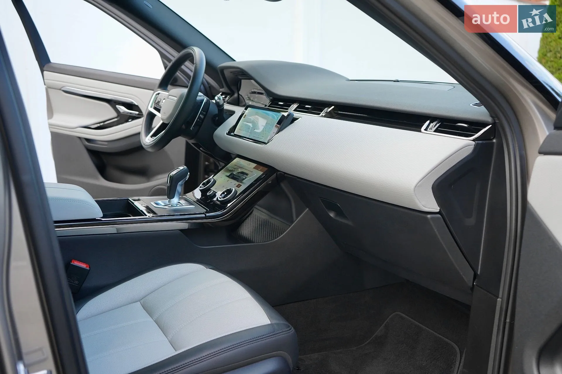 2021 Land Rover Range Rover Evoque - мініатюра 48