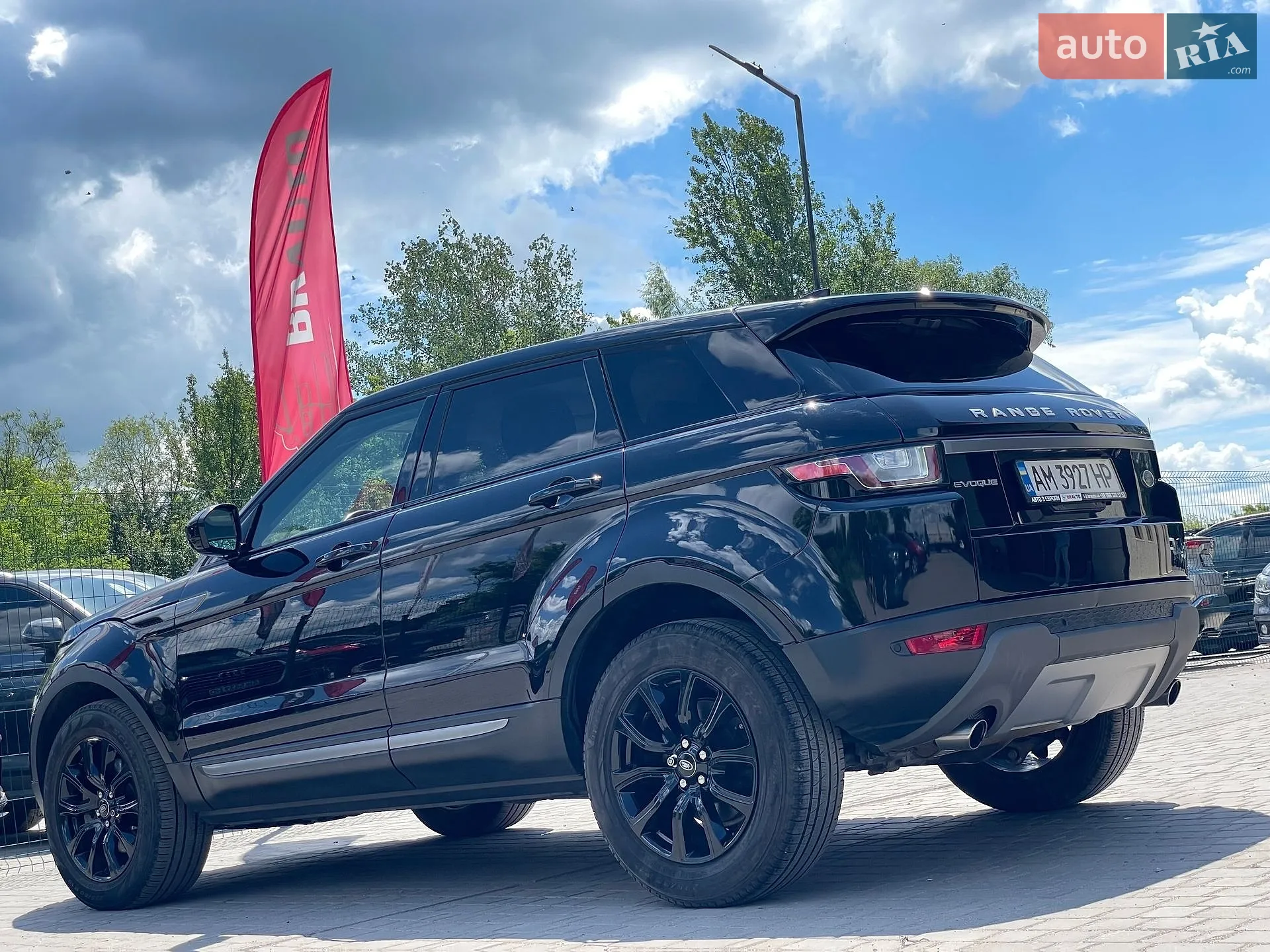 2017 Land Rover Range Rover Evoque - мініатюра 18