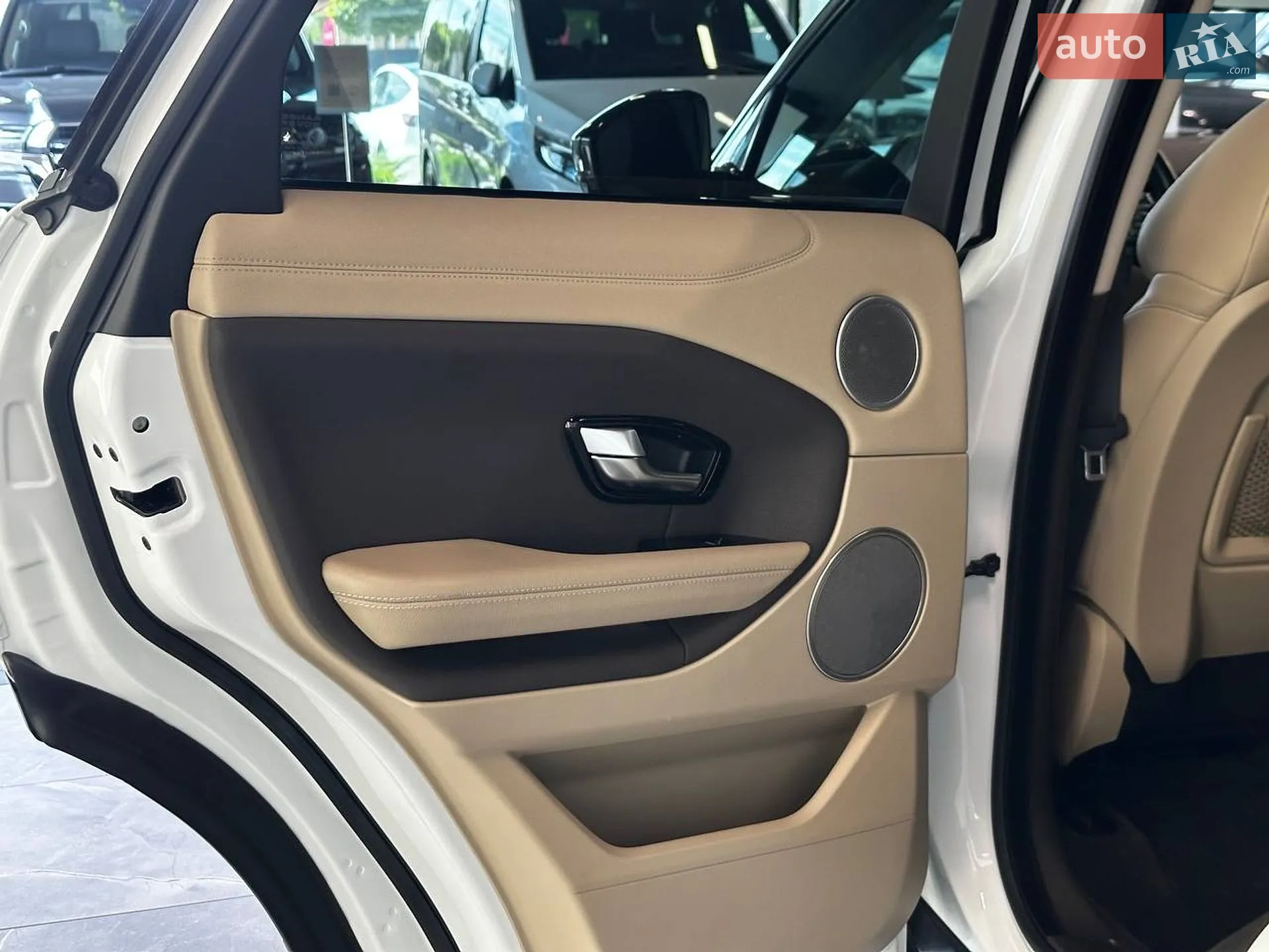 2016 Land Rover Range Rover Evoque - мініатюра 9
