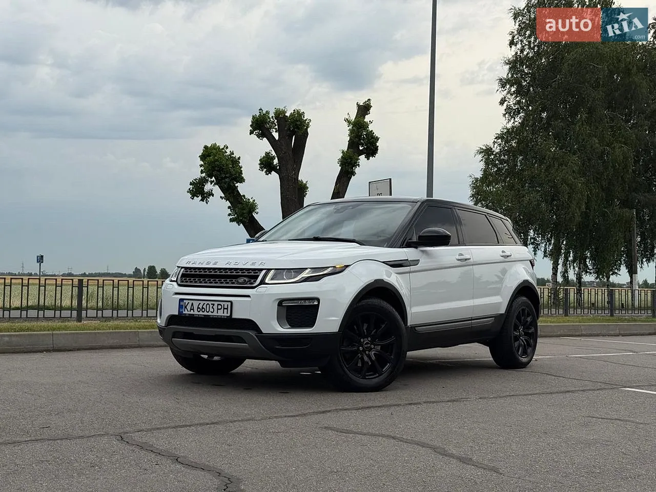 2016 Land Rover Range Rover Evoque - мініатюра 21