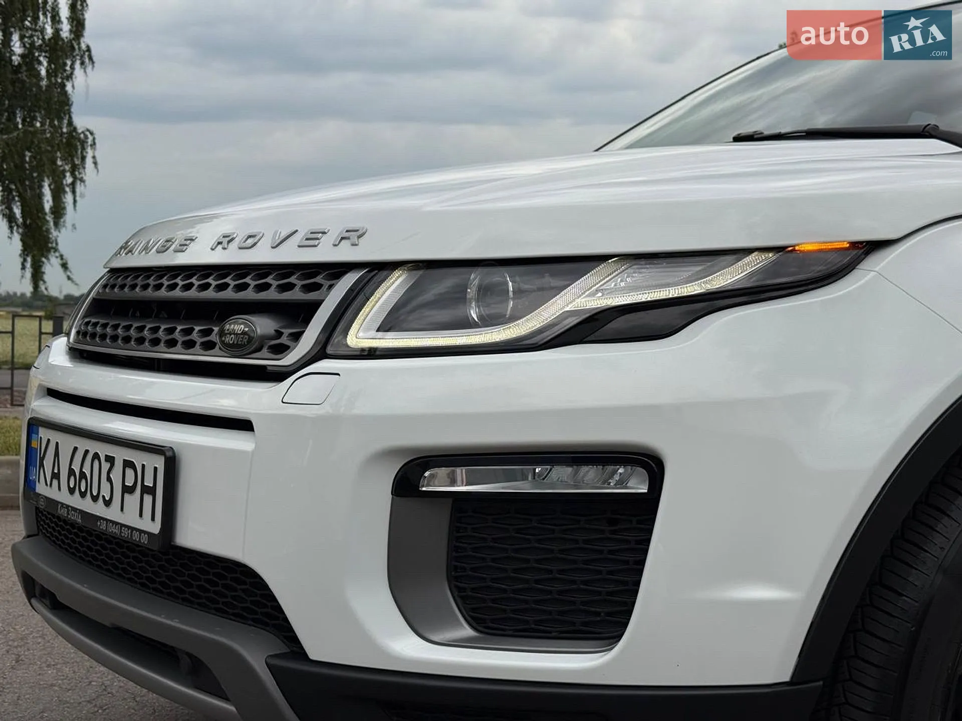 2016 Land Rover Range Rover Evoque - мініатюра 2