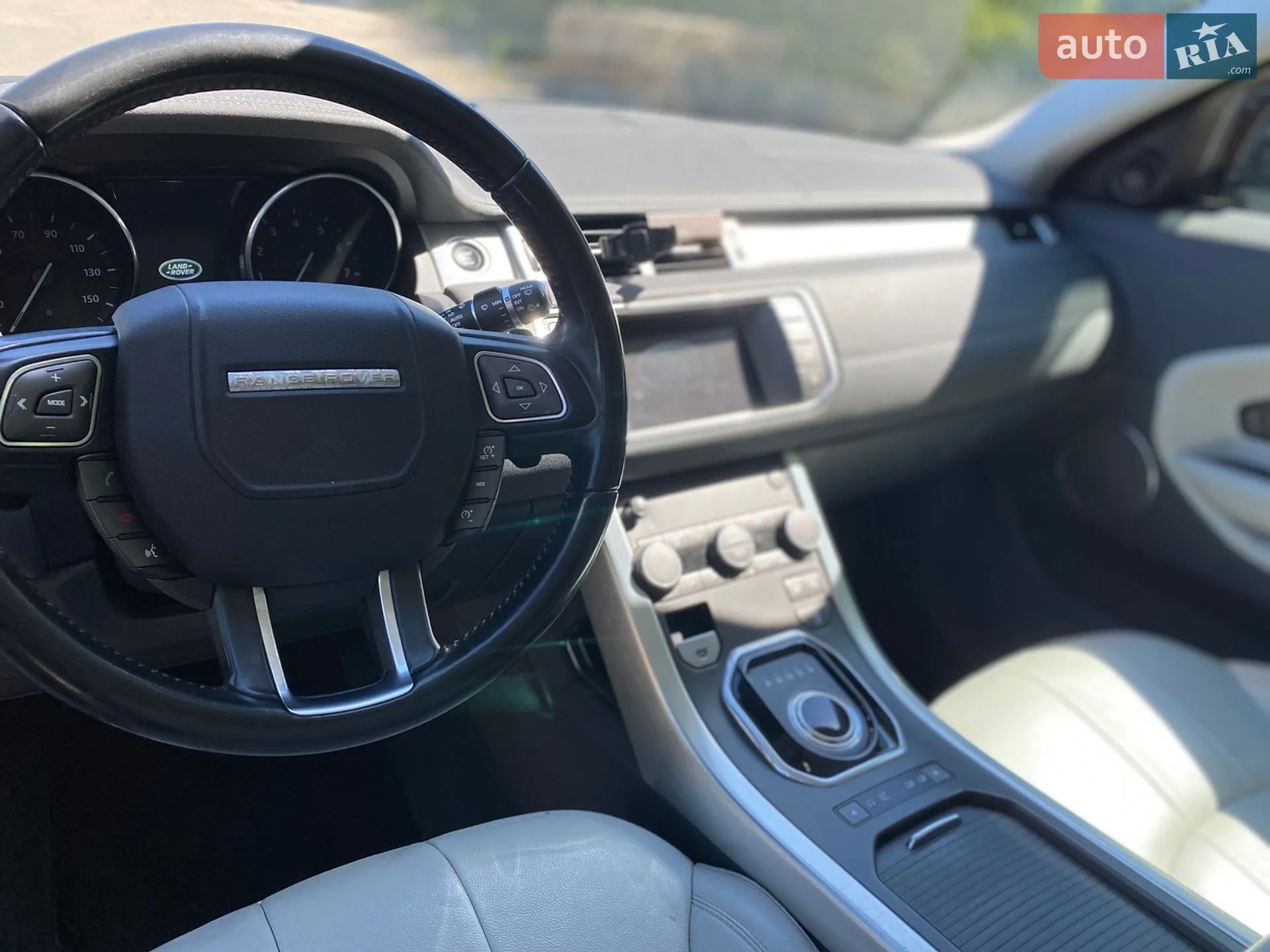 2016 Land Rover Range Rover Evoque - мініатюра 16