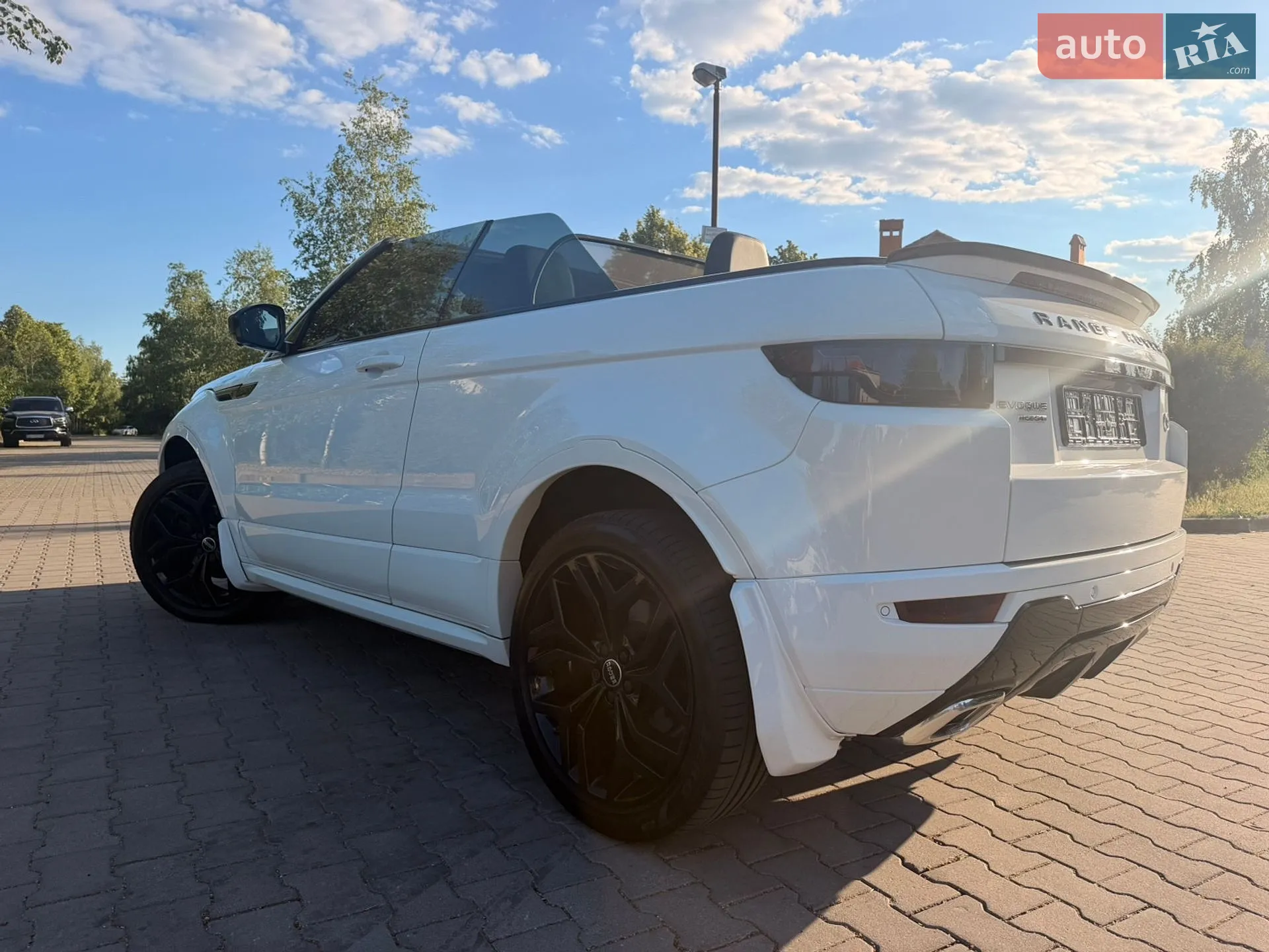 2017 Land Rover Range Rover Evoque - мініатюра 11