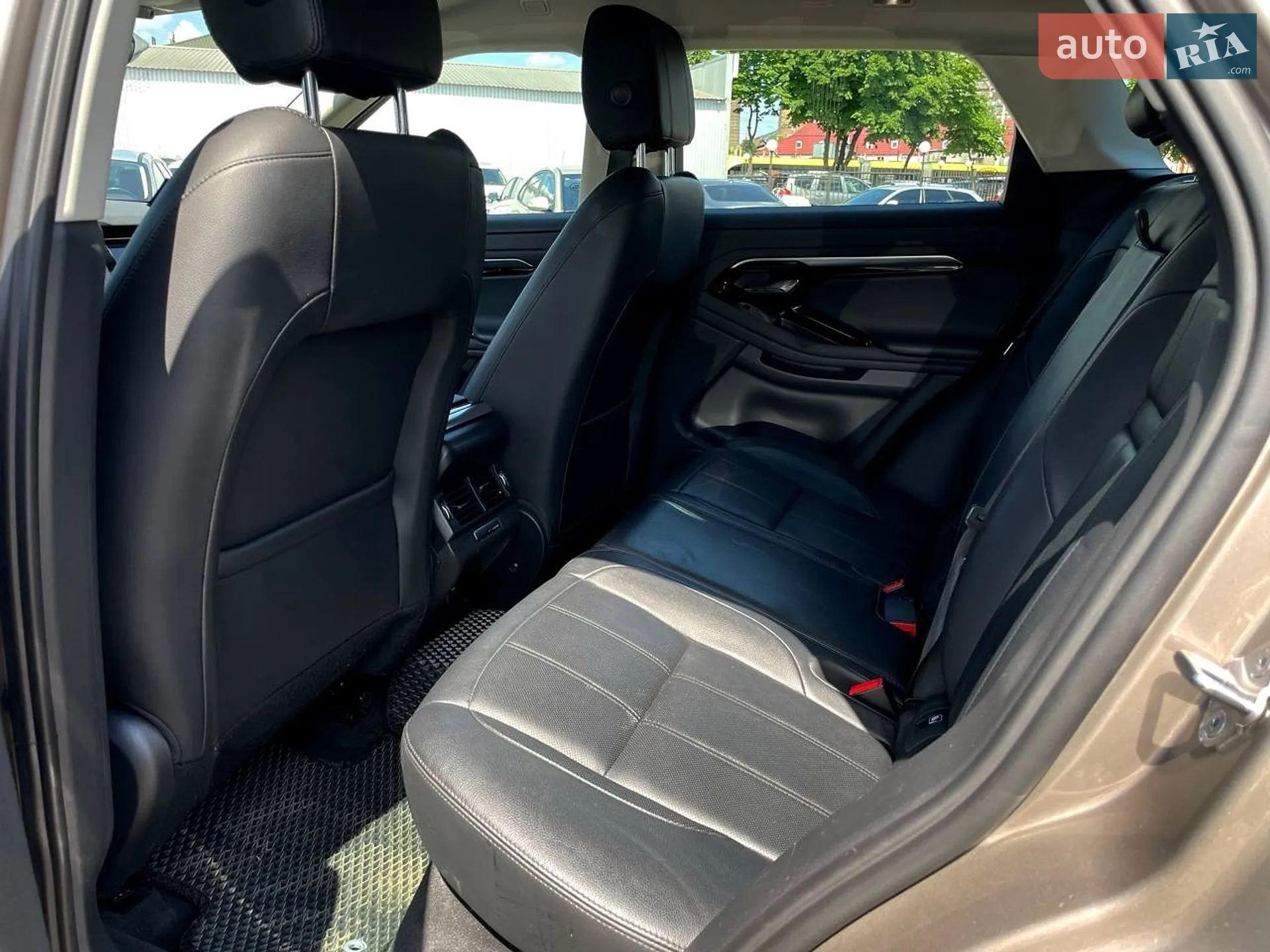 2021 Land Rover Range Rover Evoque - мініатюра 38
