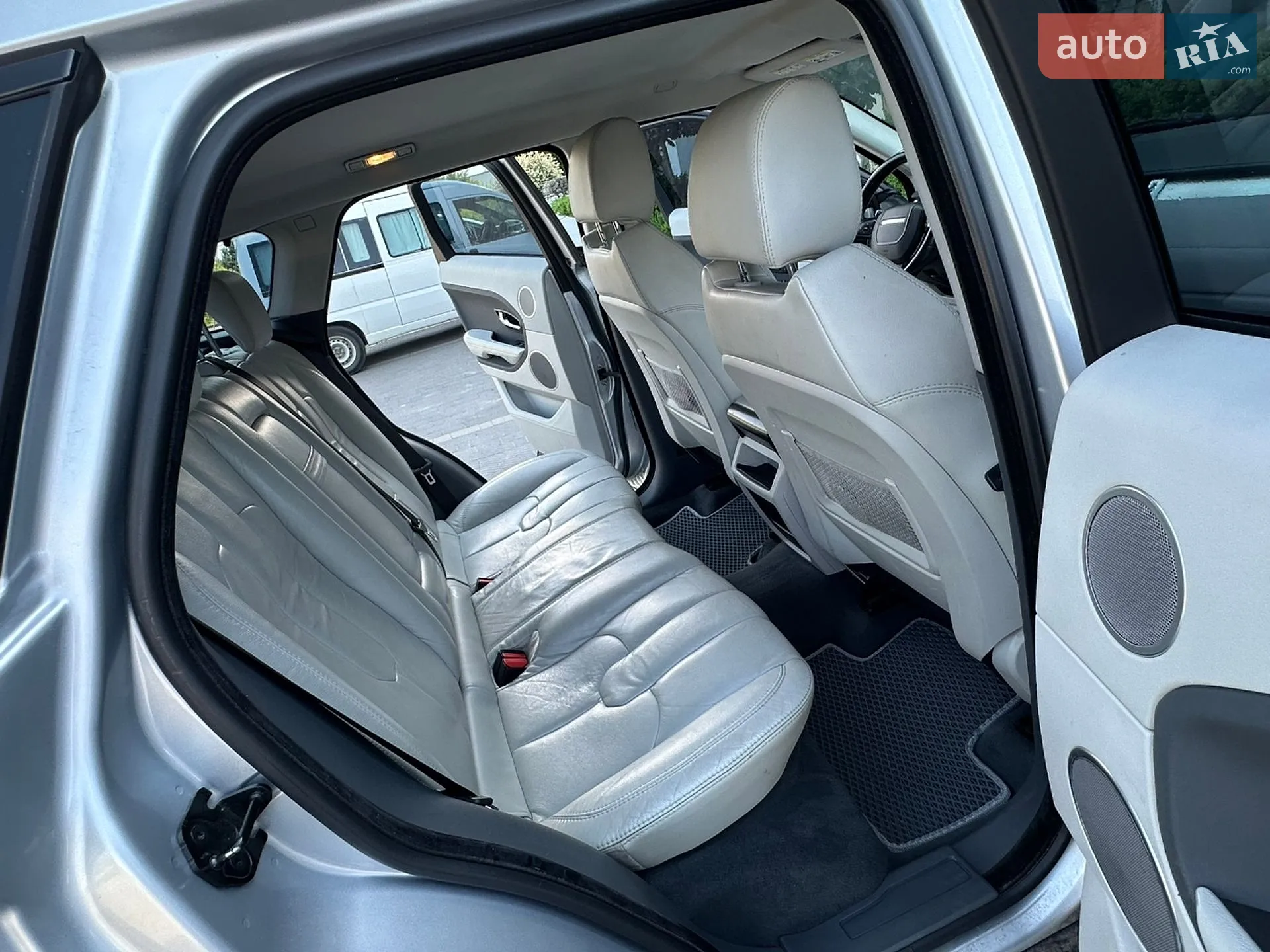 2012 Land Rover Range Rover Evoque - мініатюра 45