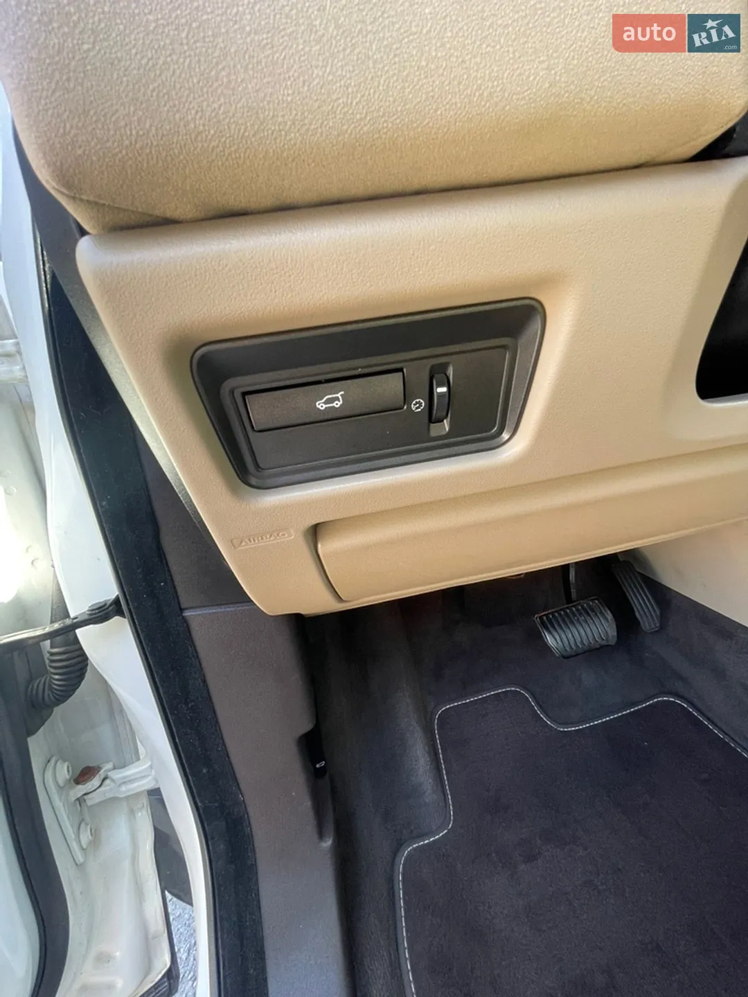 2014 Land Rover Range Rover Evoque - мініатюра 37